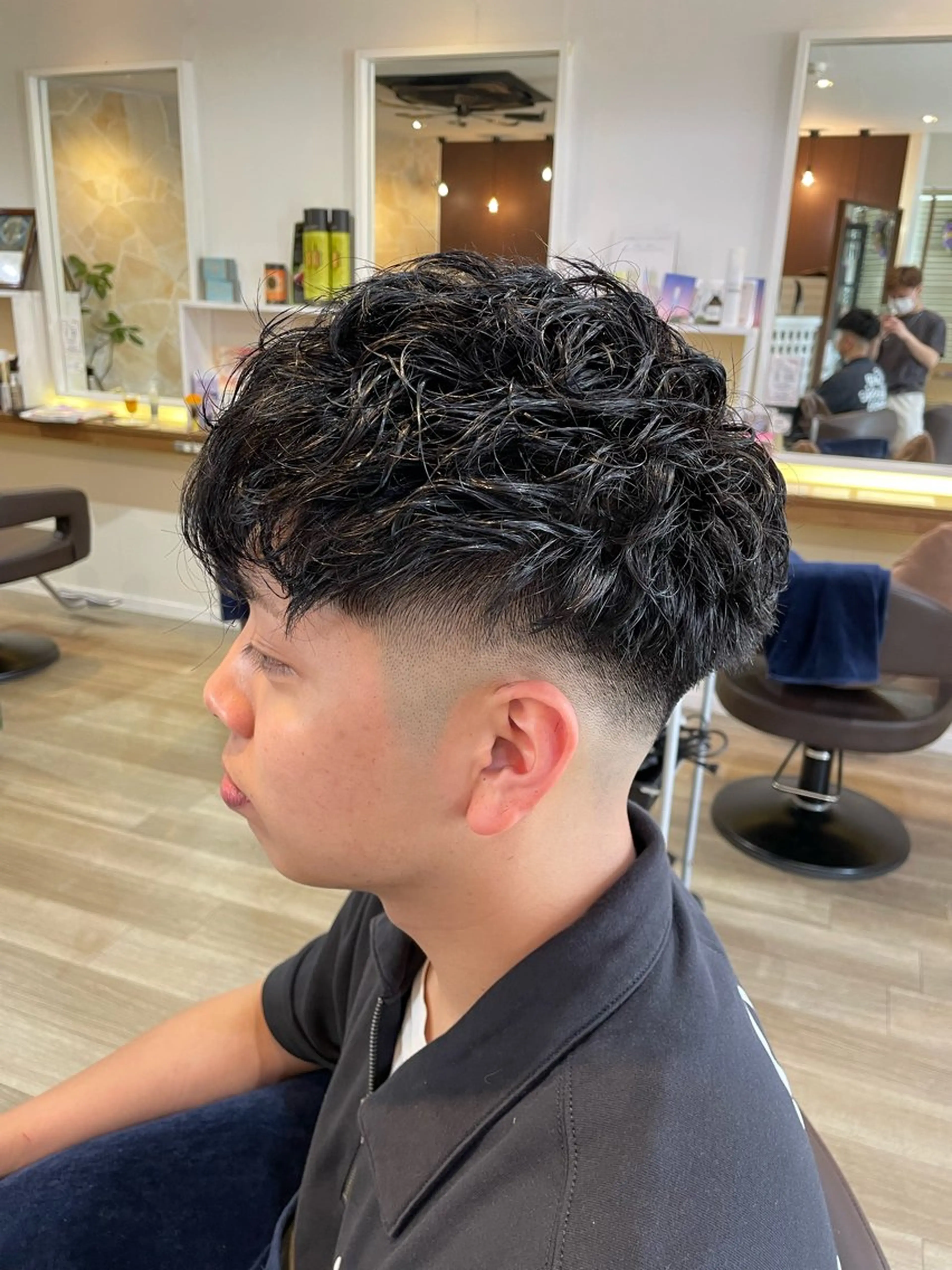 パーマ メンズ フェードカット スキンフェード スペインカール けいせい/横浜/ カラー、パーマ、縮毛のヘアスタイル