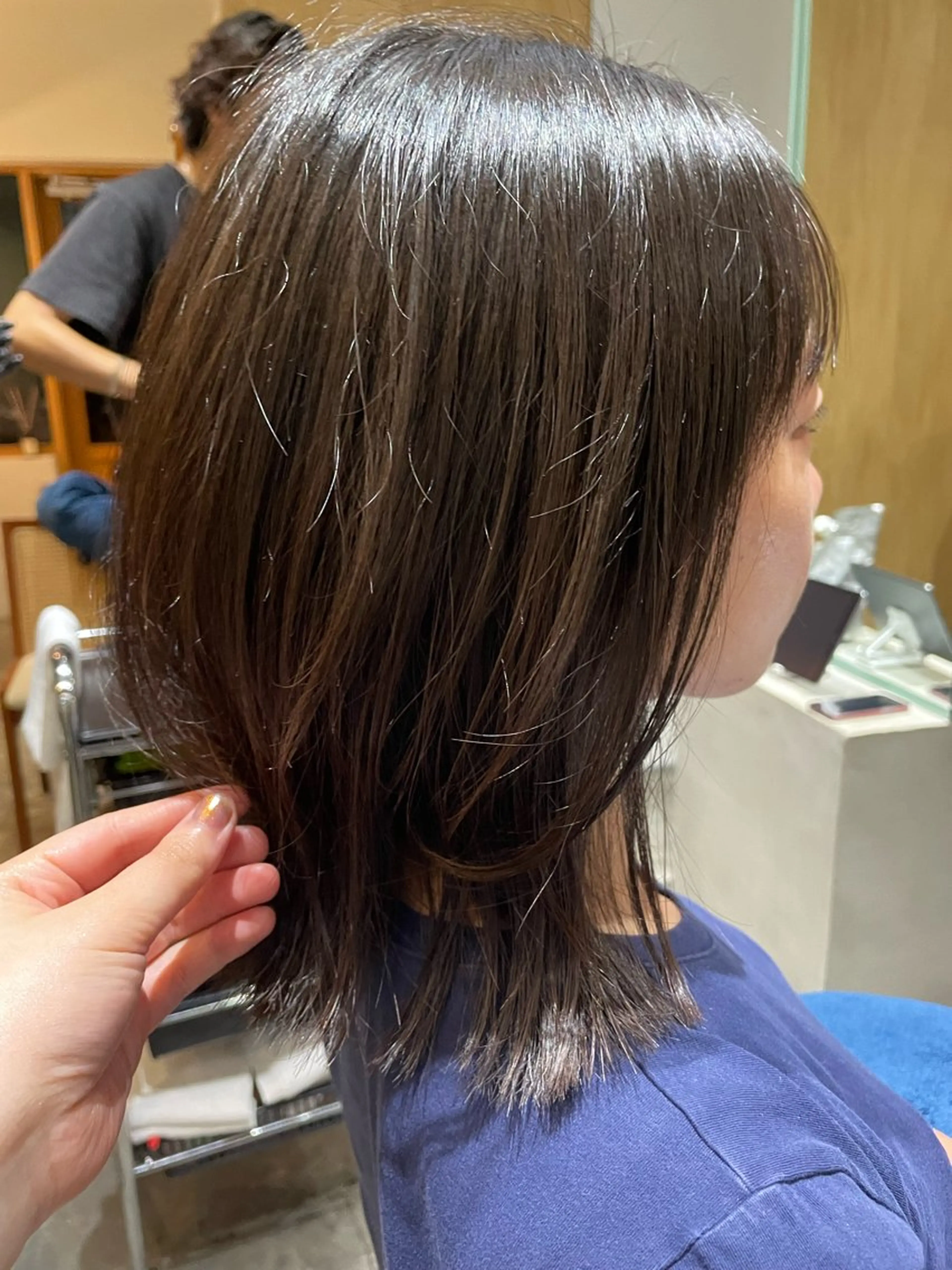 ミディアム レイヤーカット 外ハネヘア くびれミディアム/似 合わせ/鎌倉/edAのヘアスタイル