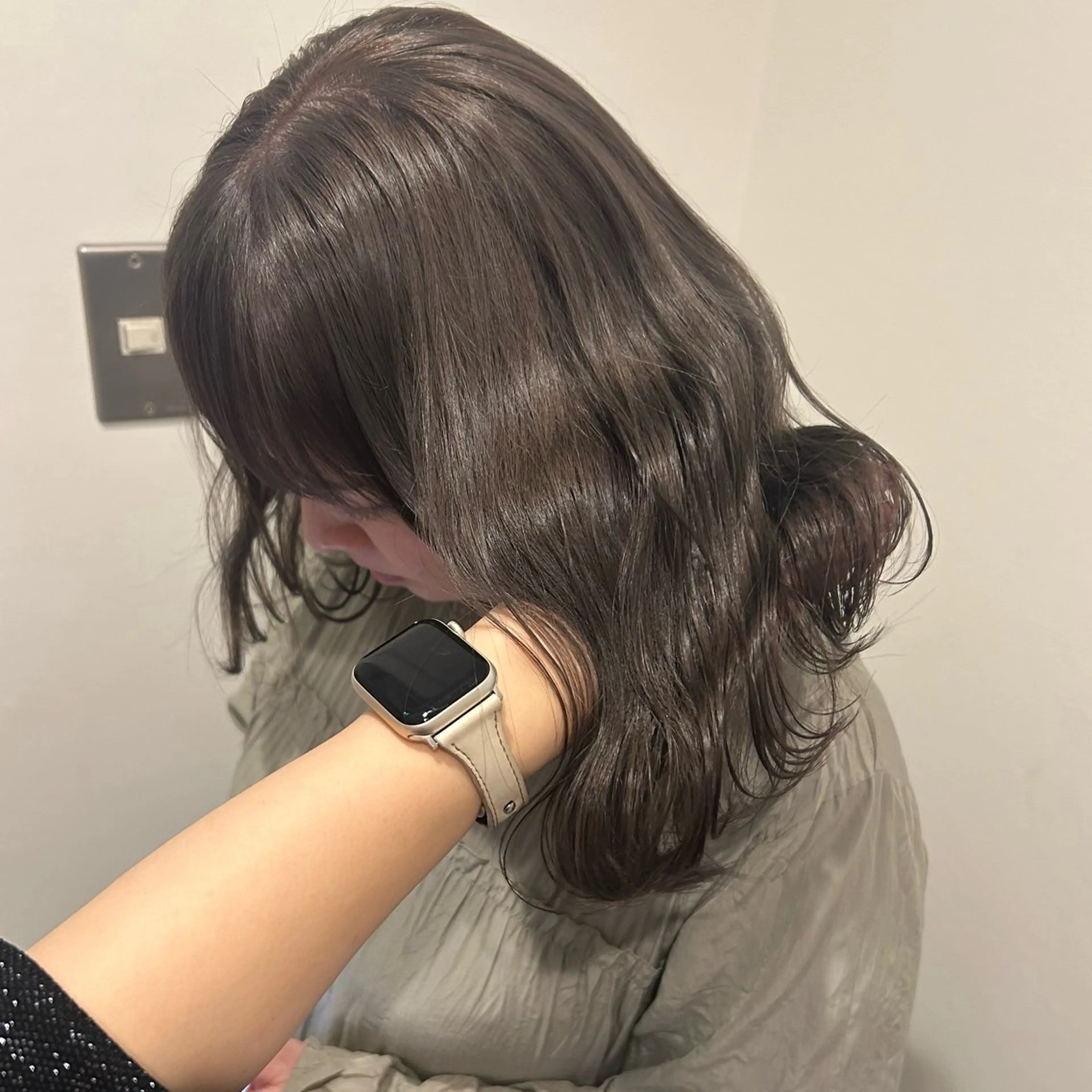 ミディアム カラー ヘアカラー トリートメント otoha✳︎ くすみ艶カラーのヘアスタイル