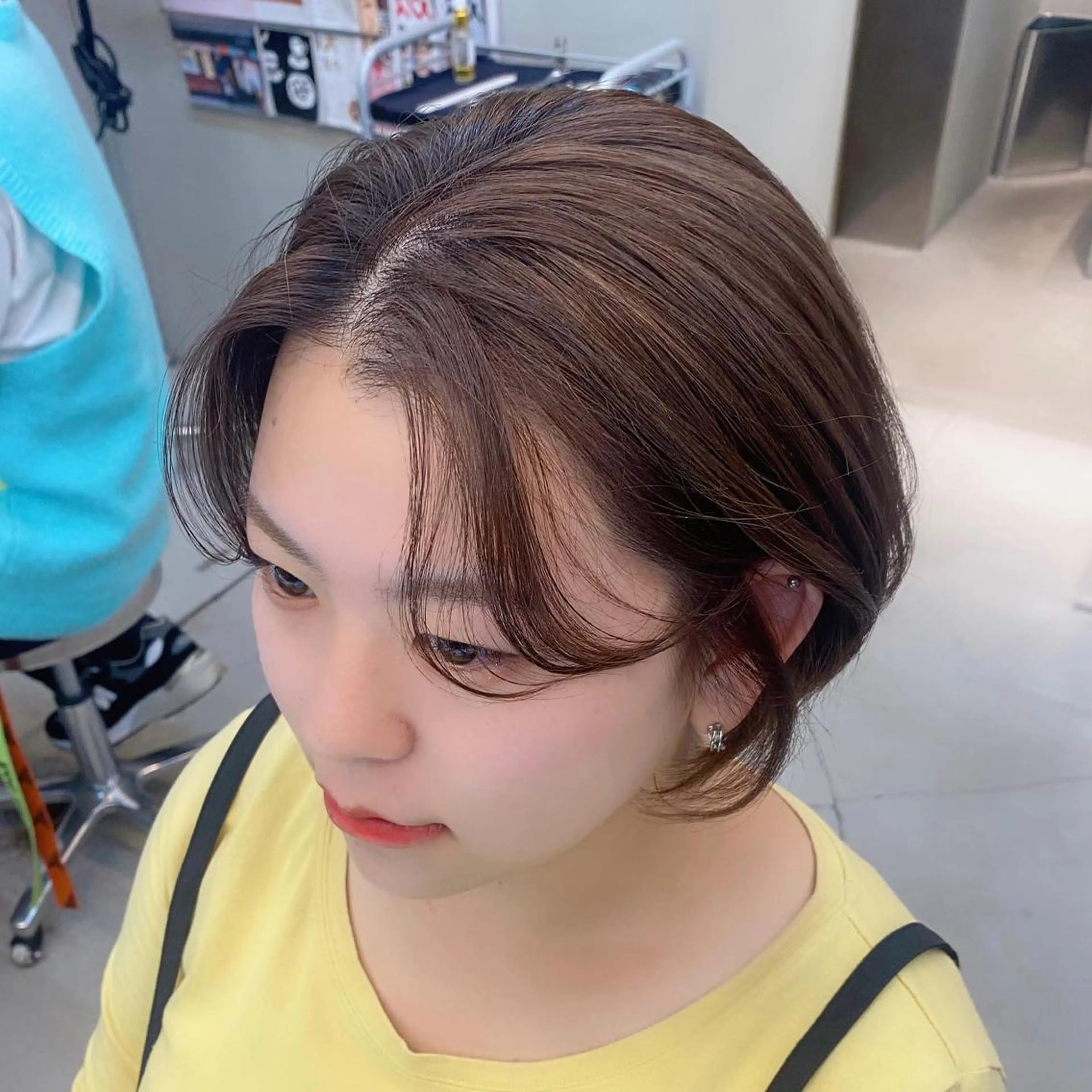 ショート カラー カット ヘアカラー トリートメント 岡野 静華のヘアスタイル