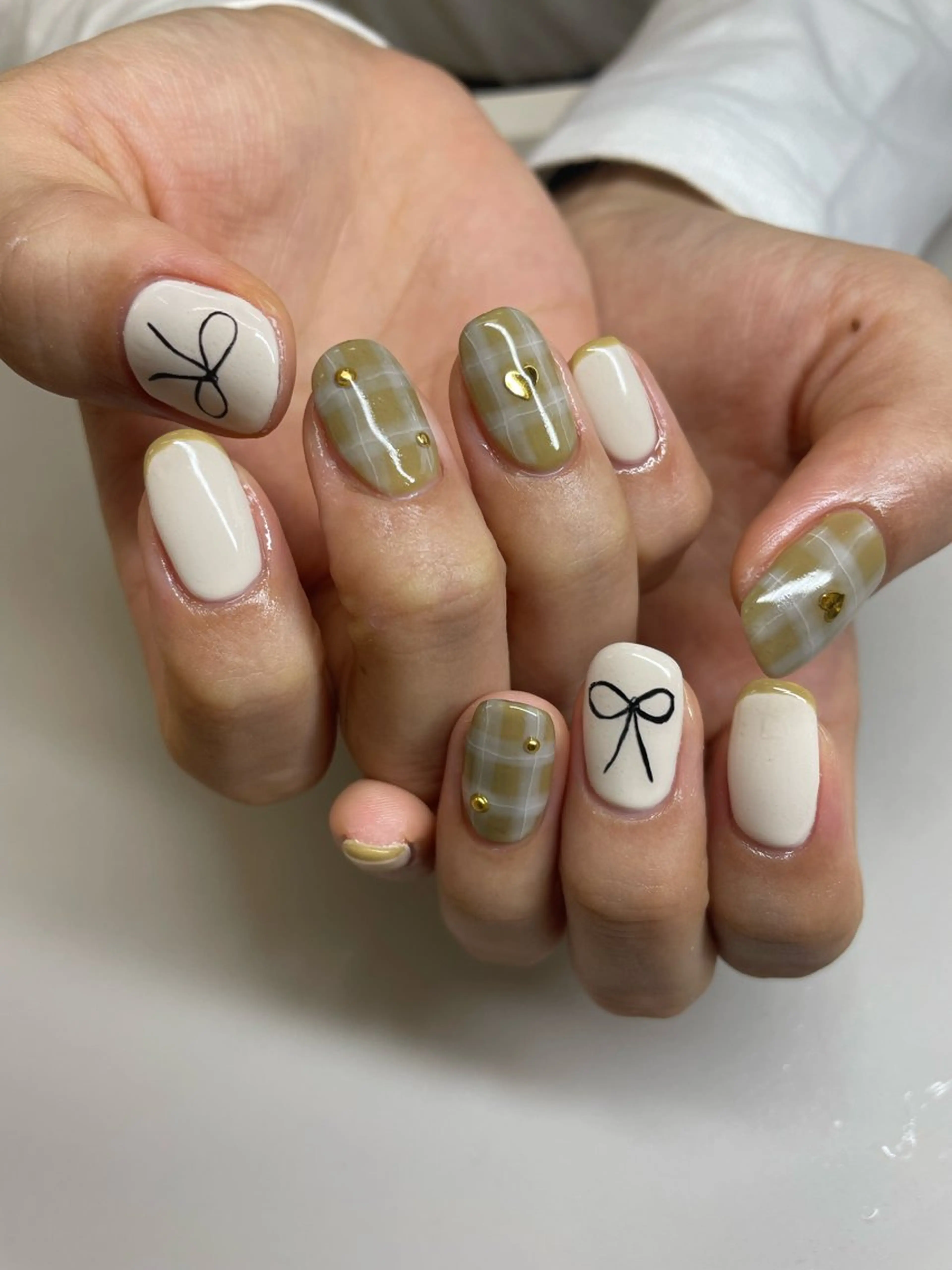 ネイル ハンドネイル Hisaka Mikiのネイルデザイン