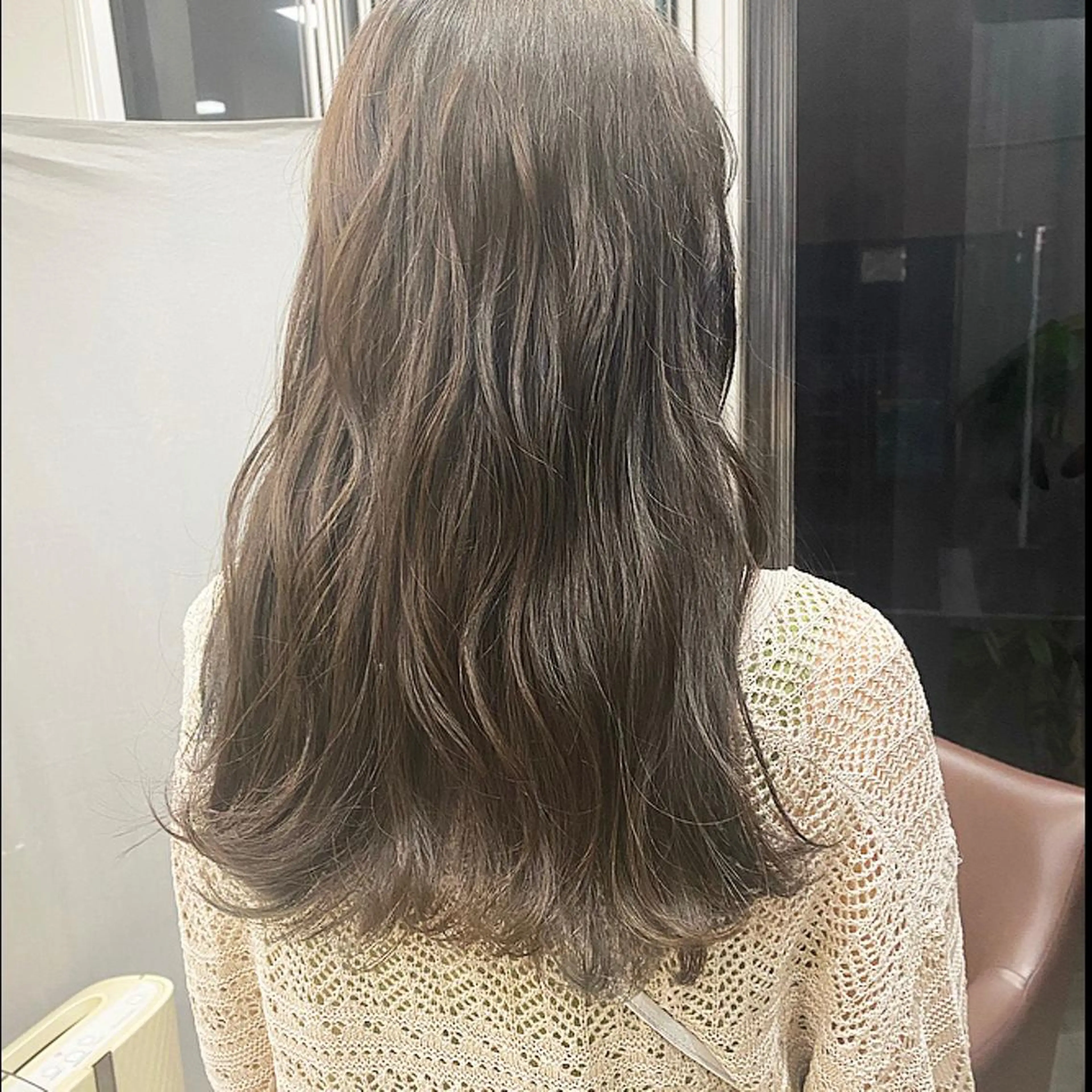 ロング カラー 滝本 里実のヘアスタイル