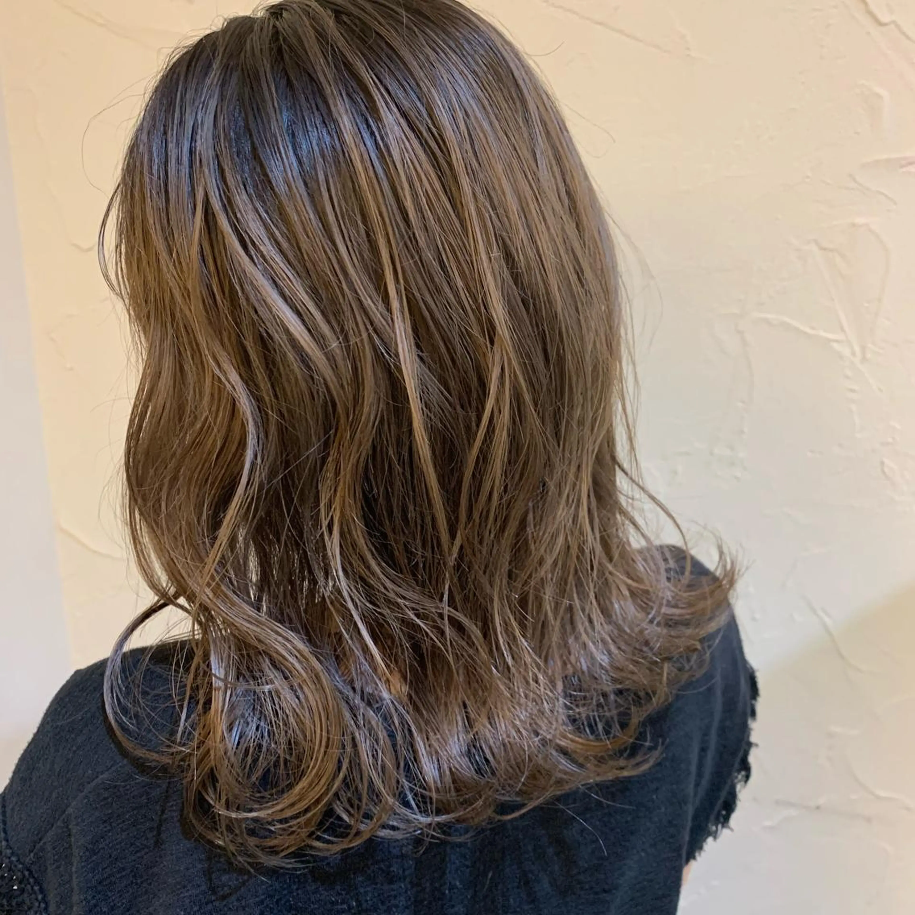 セミロング ボブ ハイライト ヘアカラー トリートメント 🟤TAP🟤 木曳野　金沢店のヘアスタイル