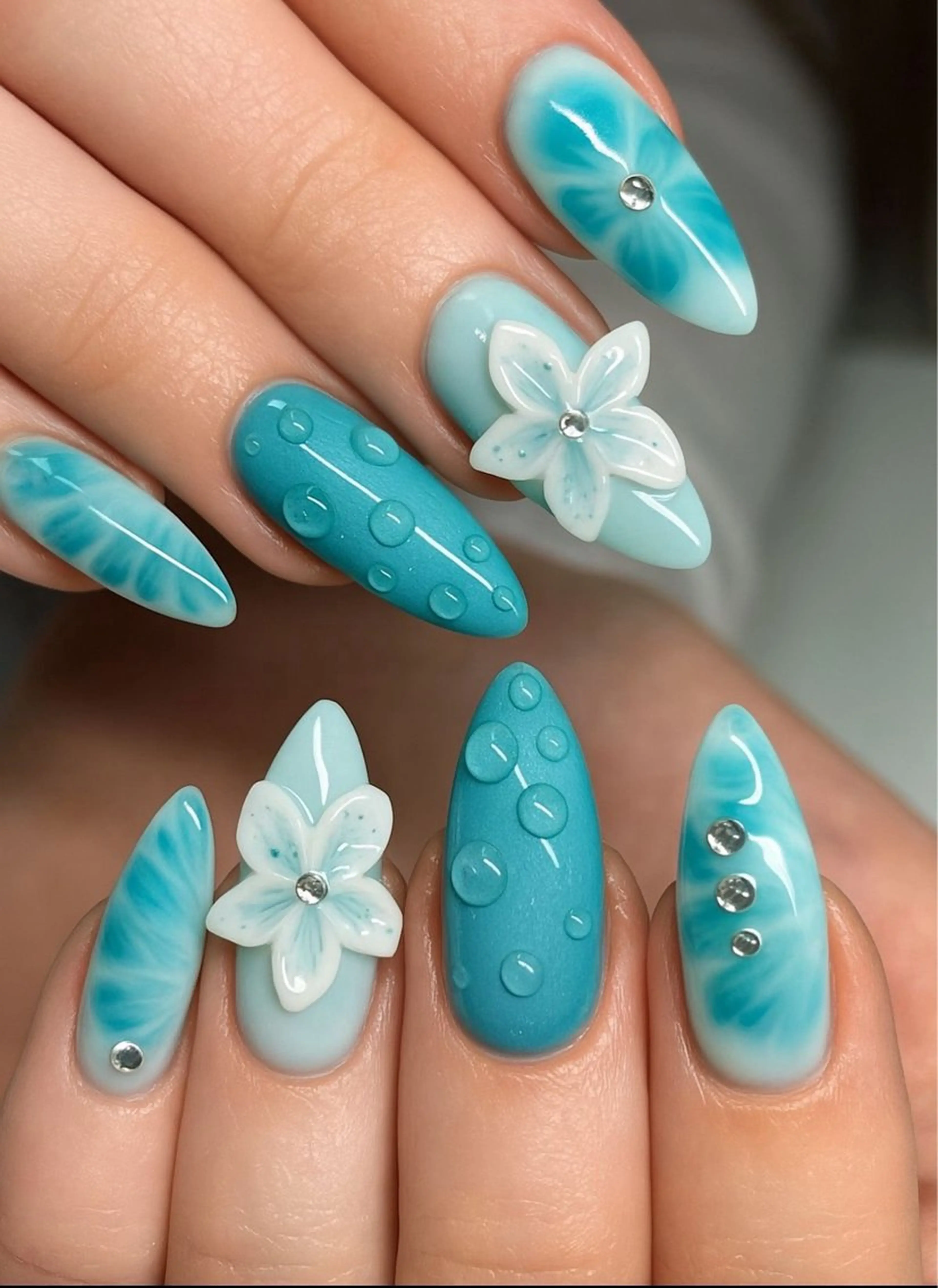 ネイル 秋 Nailsのネイルデザイン