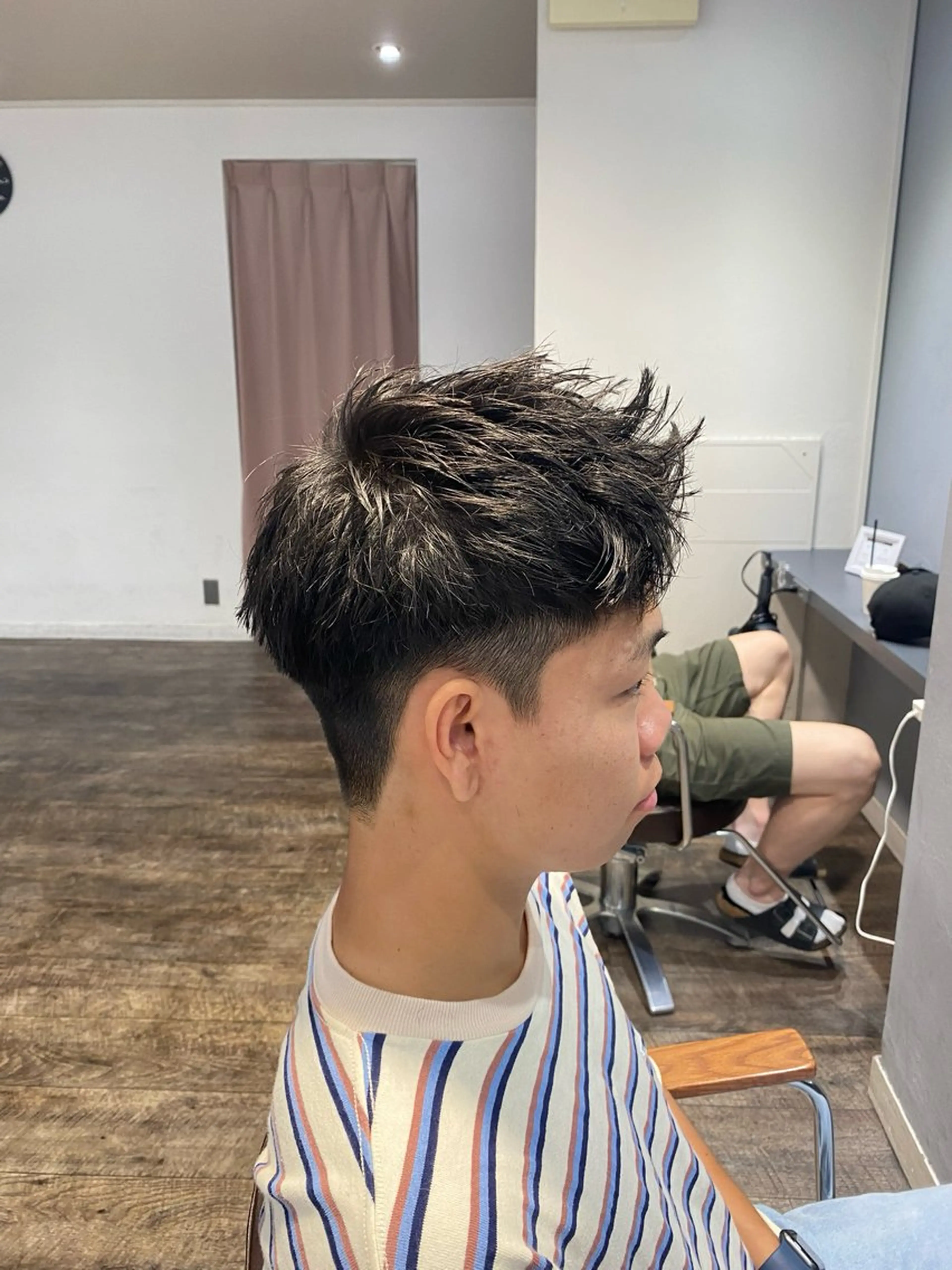 ショート メンズ カット 大阪/メンズパーマ /海外風/江﨑翔のヘアスタイル