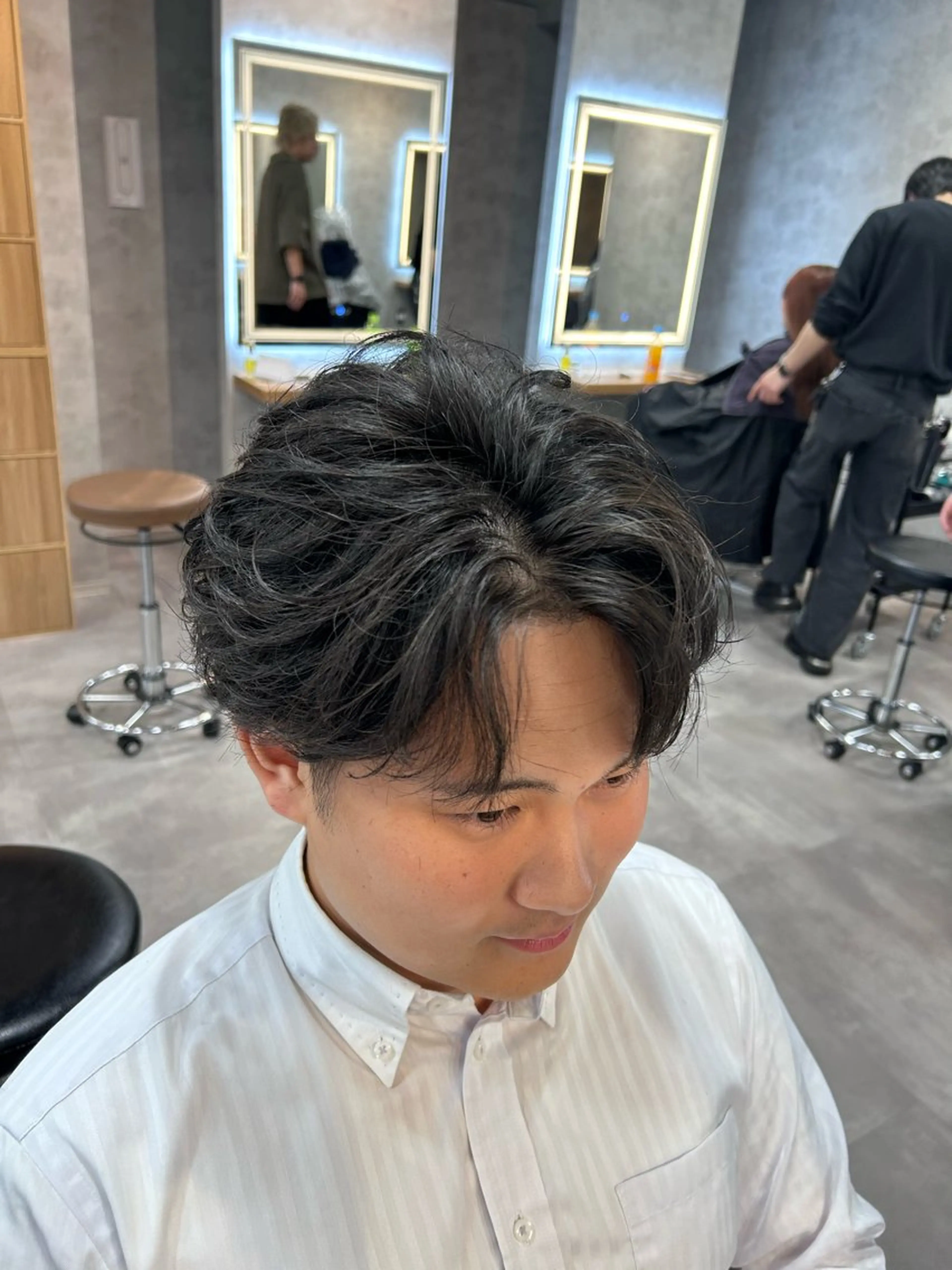 ショート カラー パーマ メンズ カット パーマ メンズ特化 👑YUTAのヘアスタイル