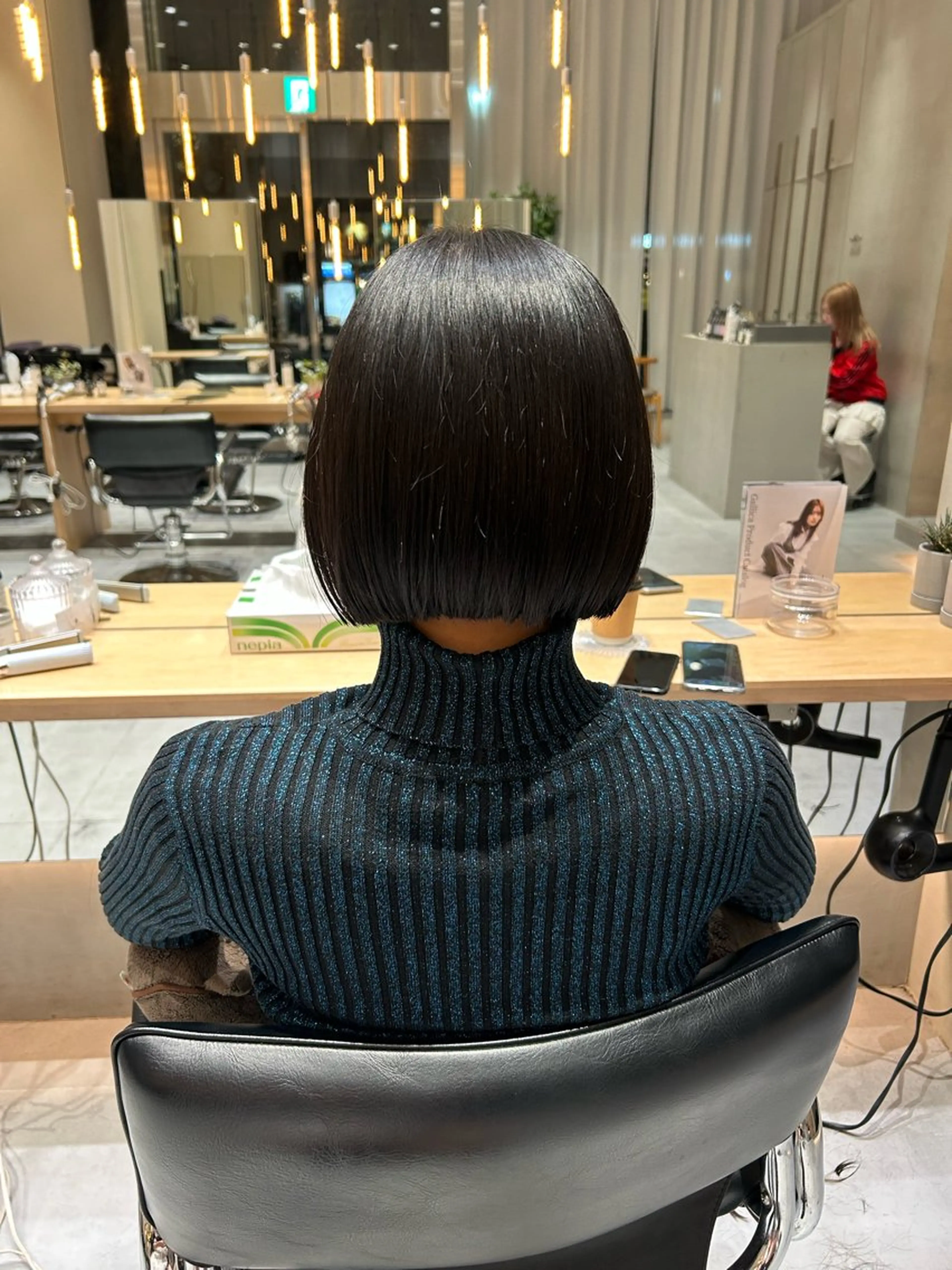 ショート ボブ yoko/レイヤー /小顔ボブ／メンズのヘアスタイル