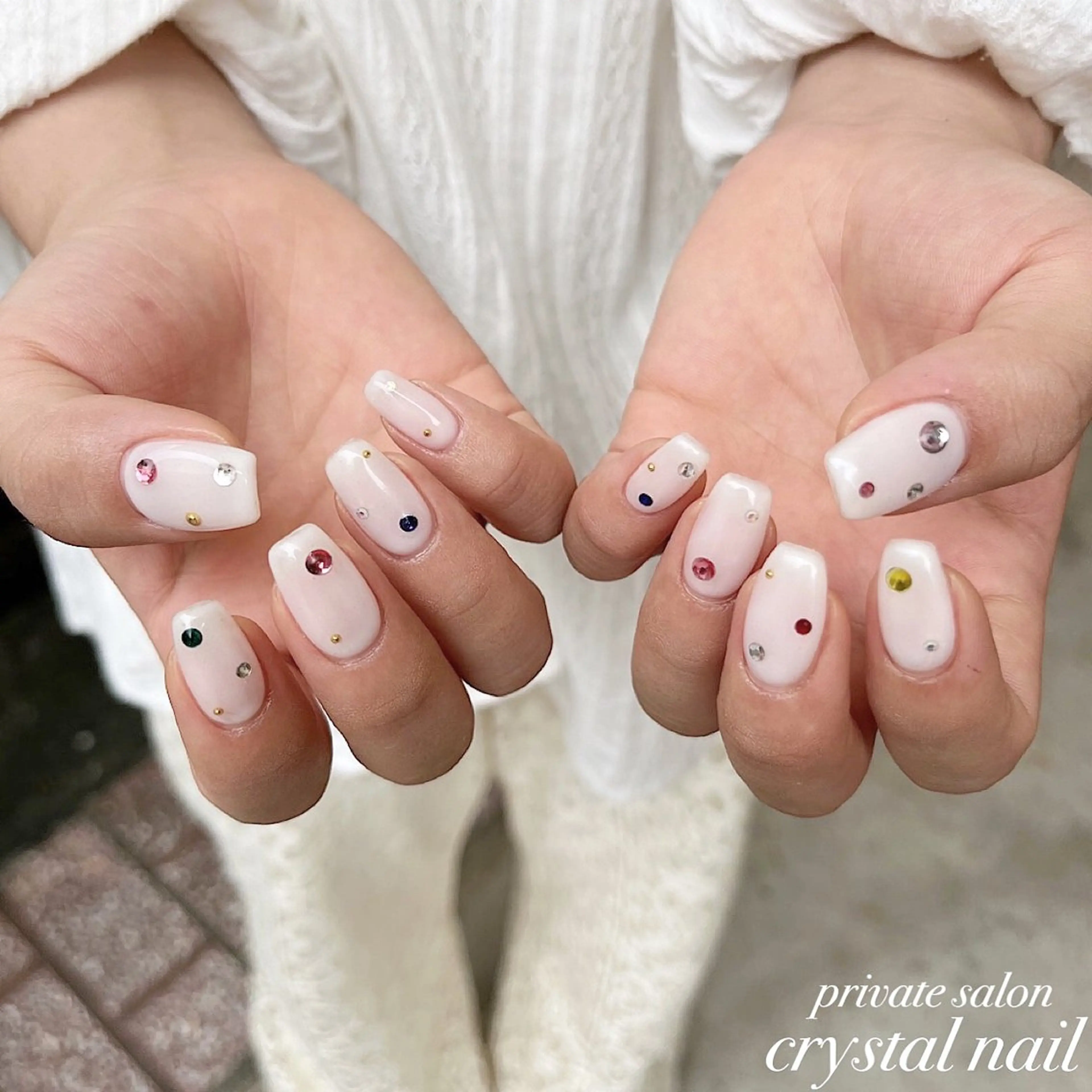 ネイル ストーンネイル Crystal Nailのネイルデザイン