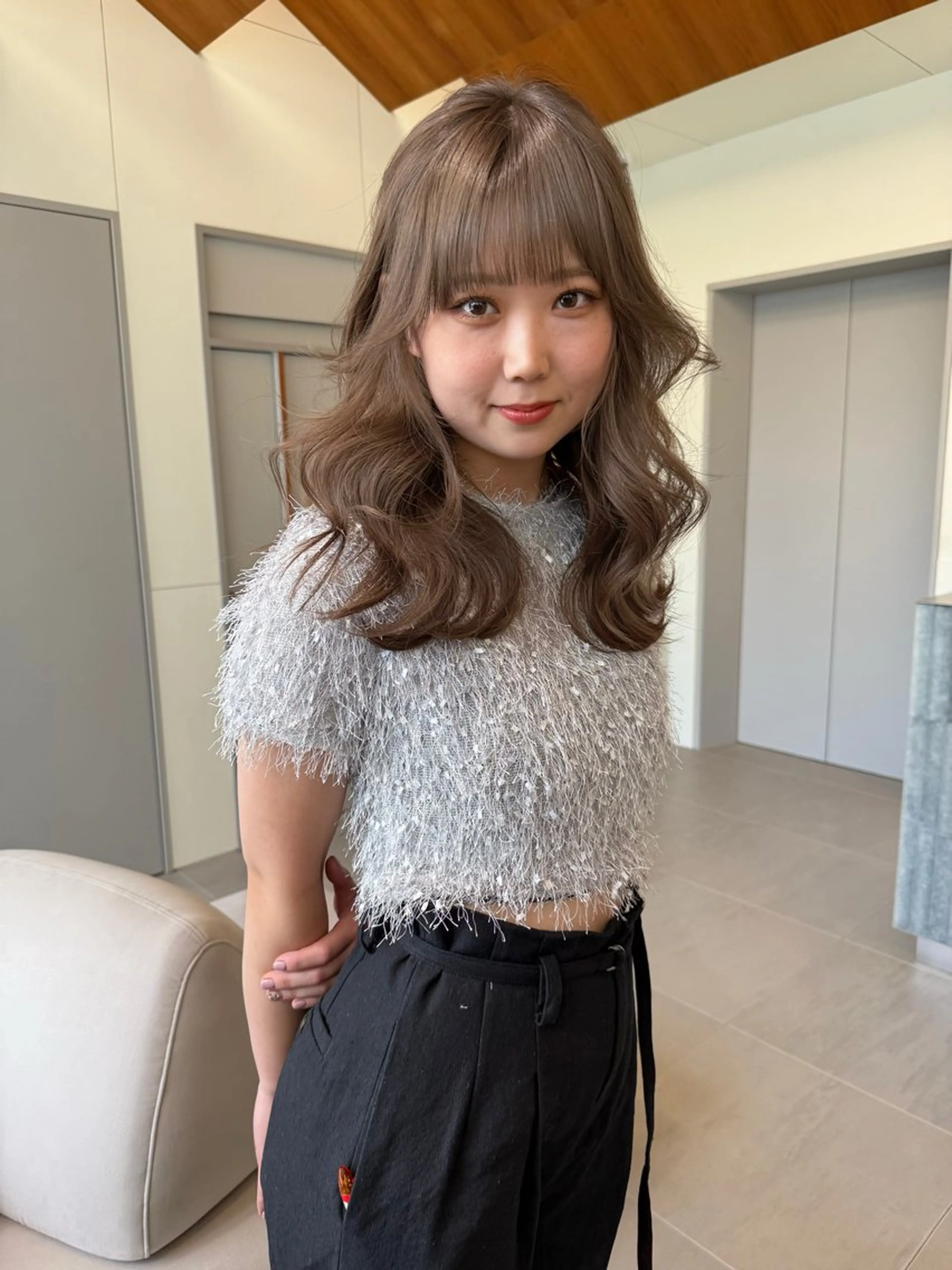 ロング カラー ベージュカラー ヘアカラー 高発色ブリーチ/ ハイレイヤー🪽aiのヘアスタイル