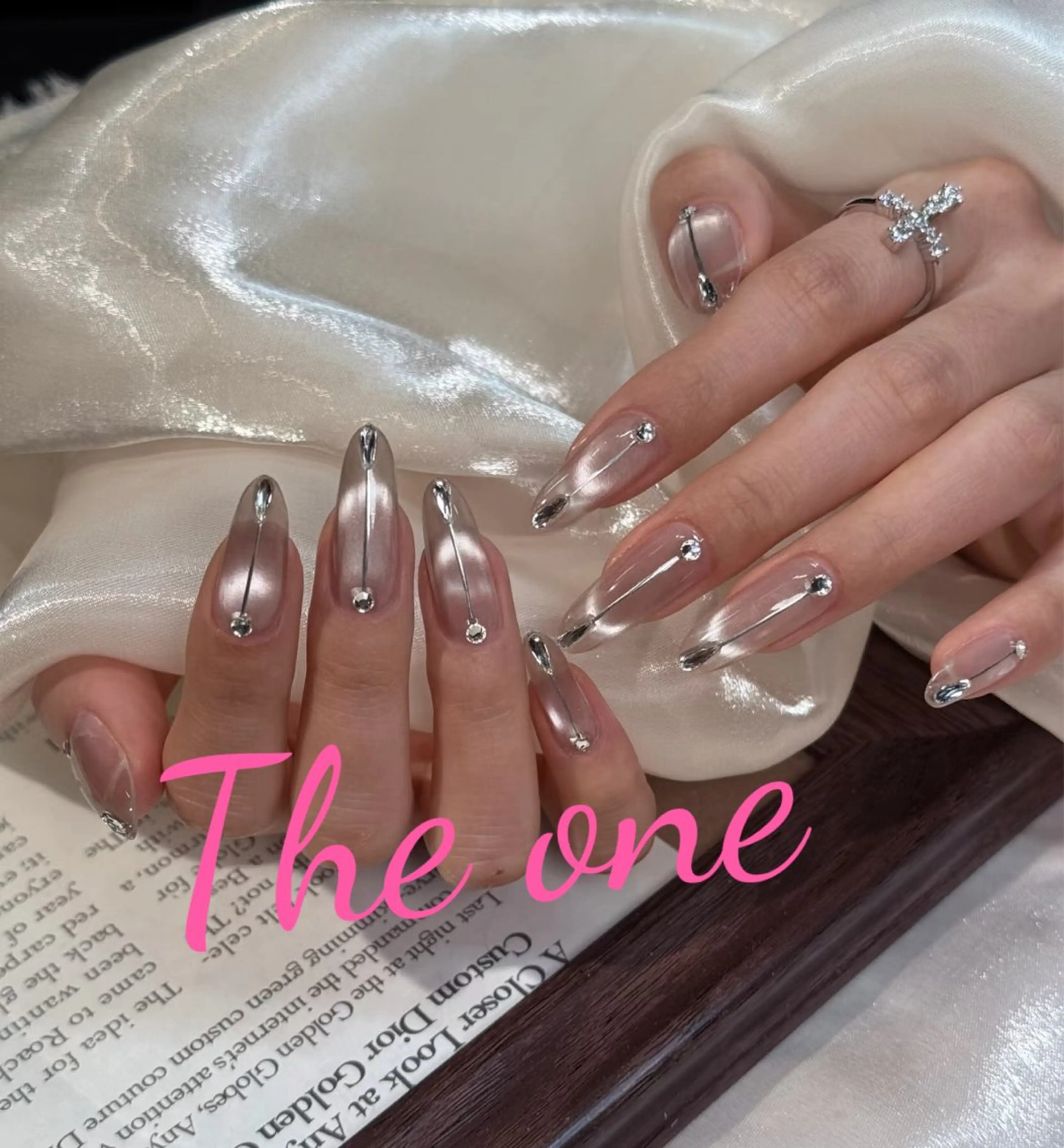 ネイル Theone栄店 赤松のネイルデザイン