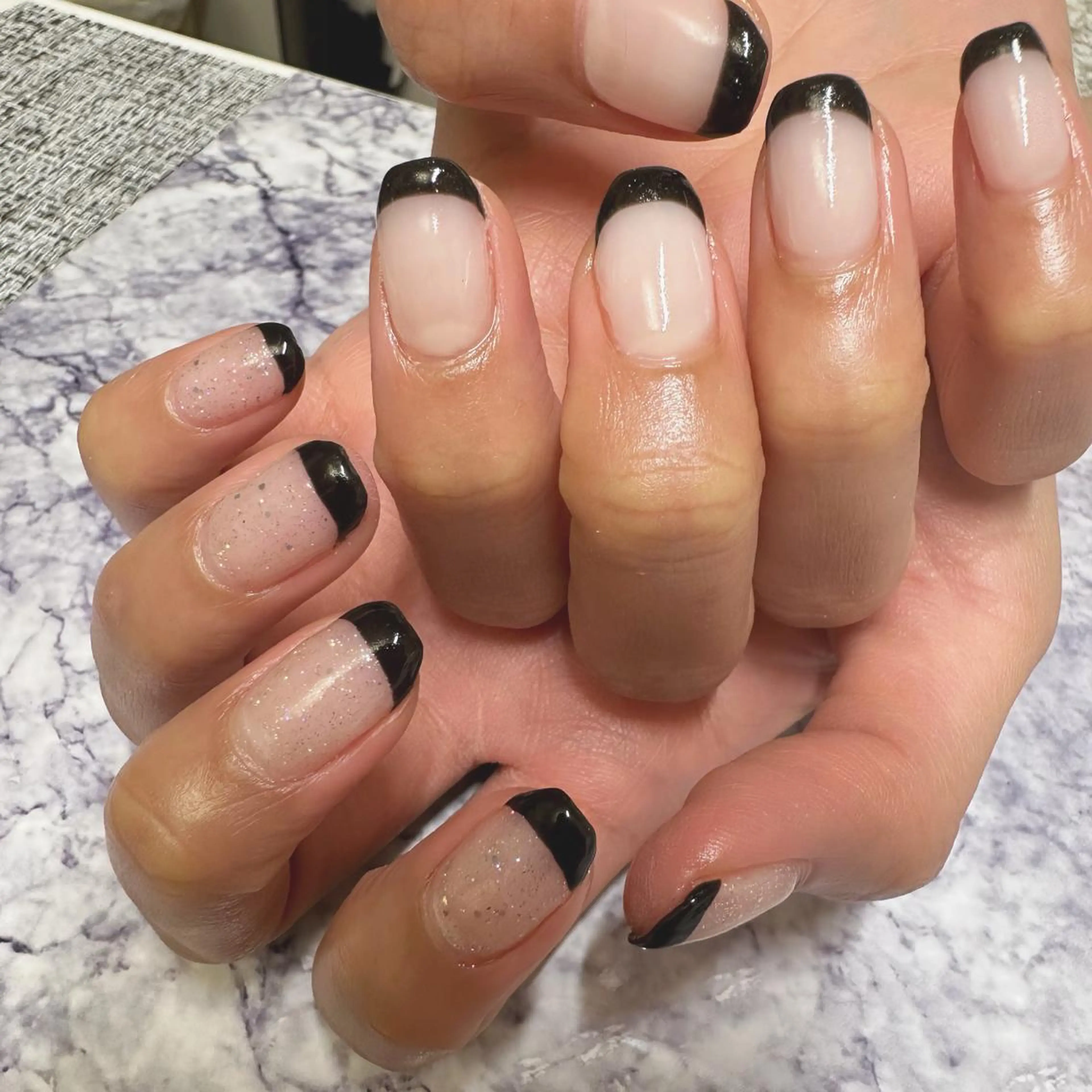 ネイル フレンチネイル ハンドネイル フットネイル Pretzels🥨 【プレッツェル】ミウのネイルデザイン