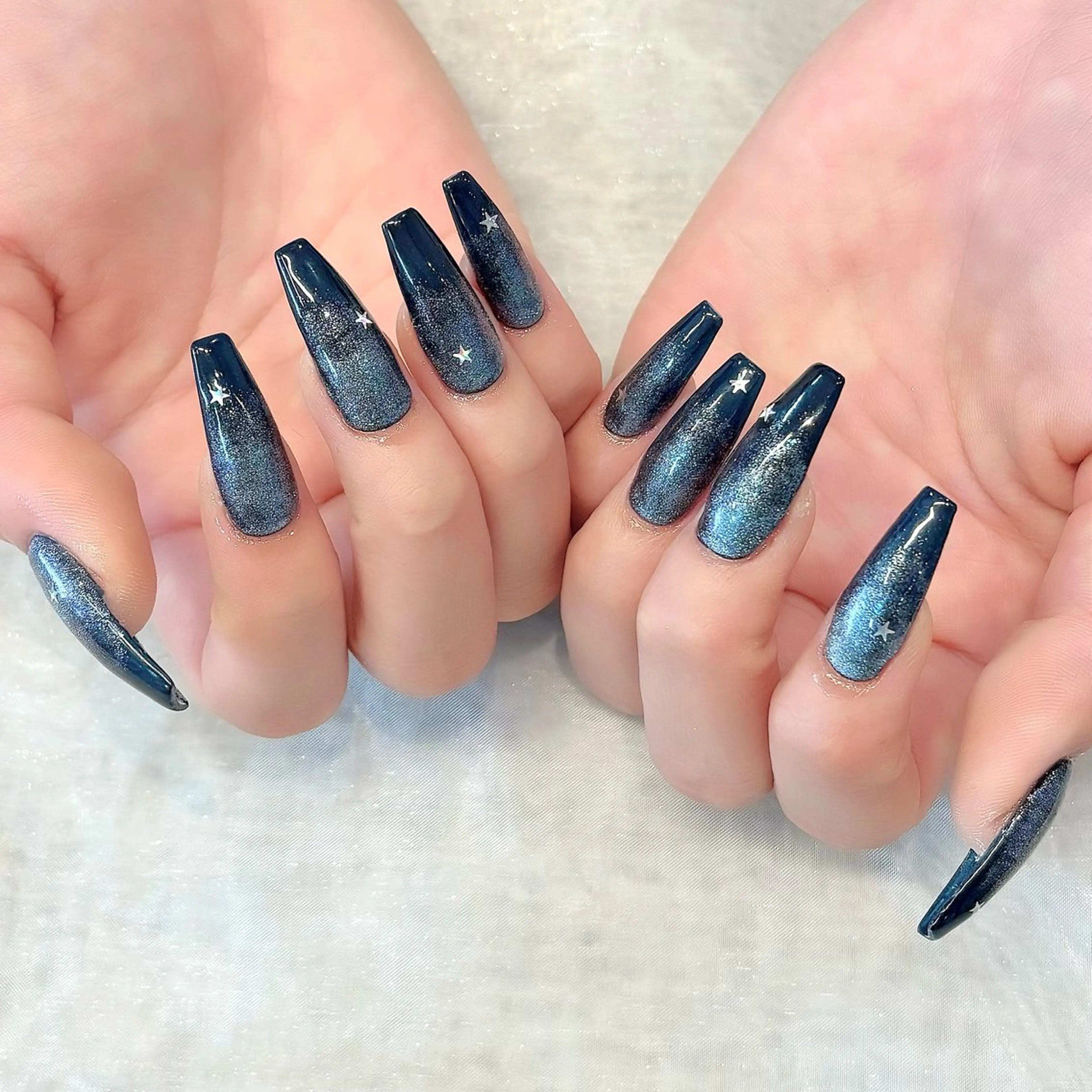 ネイル グラデーション ロングネイル マグネットネイル ネイルチップ ハンドネイル Chipie_ ayanoのネイルデザイン