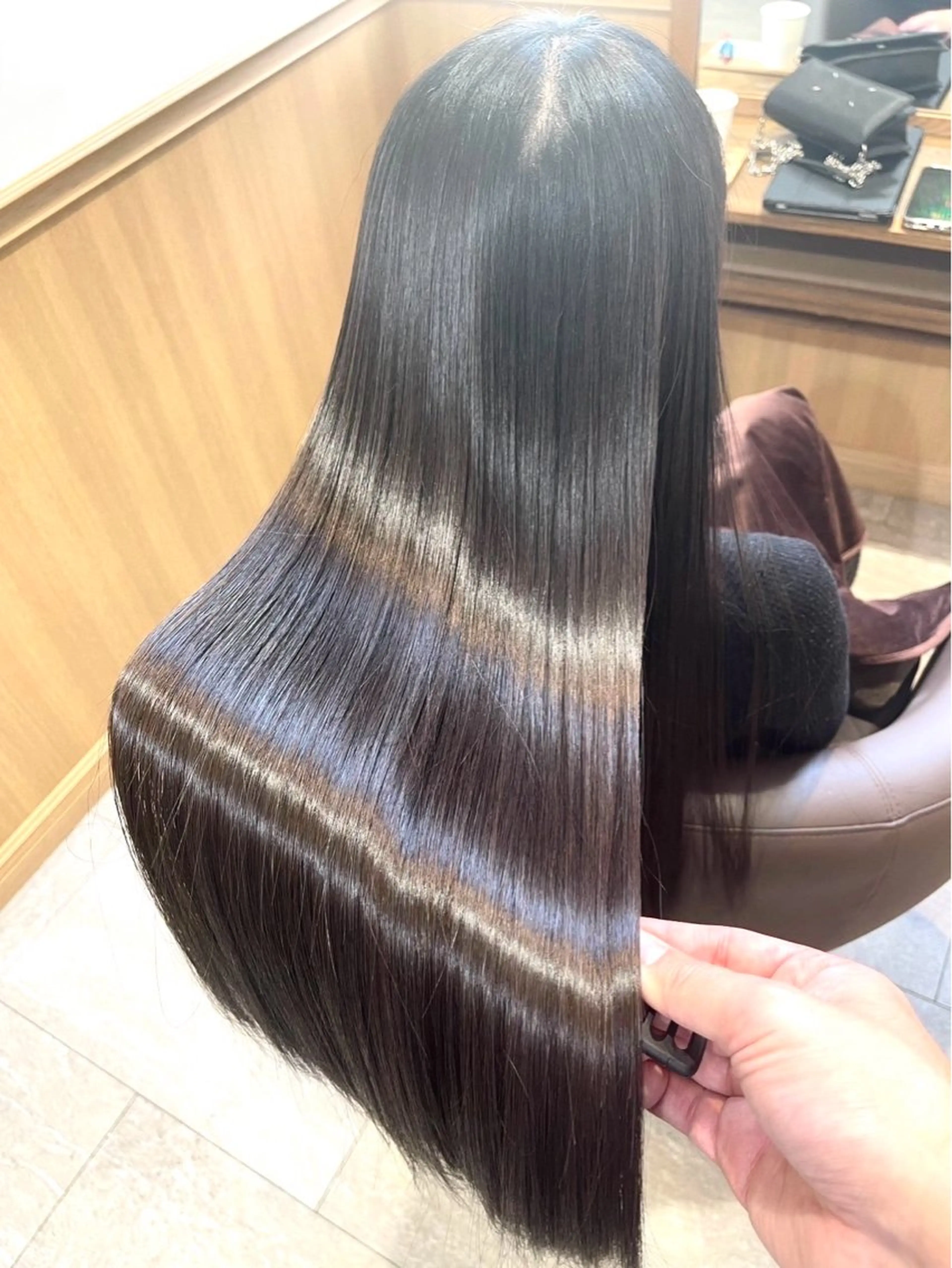 【.*🍀乾かすだけでまとまる艶髪に🍀*゜】カット➕美髪縮毛矯正の写真