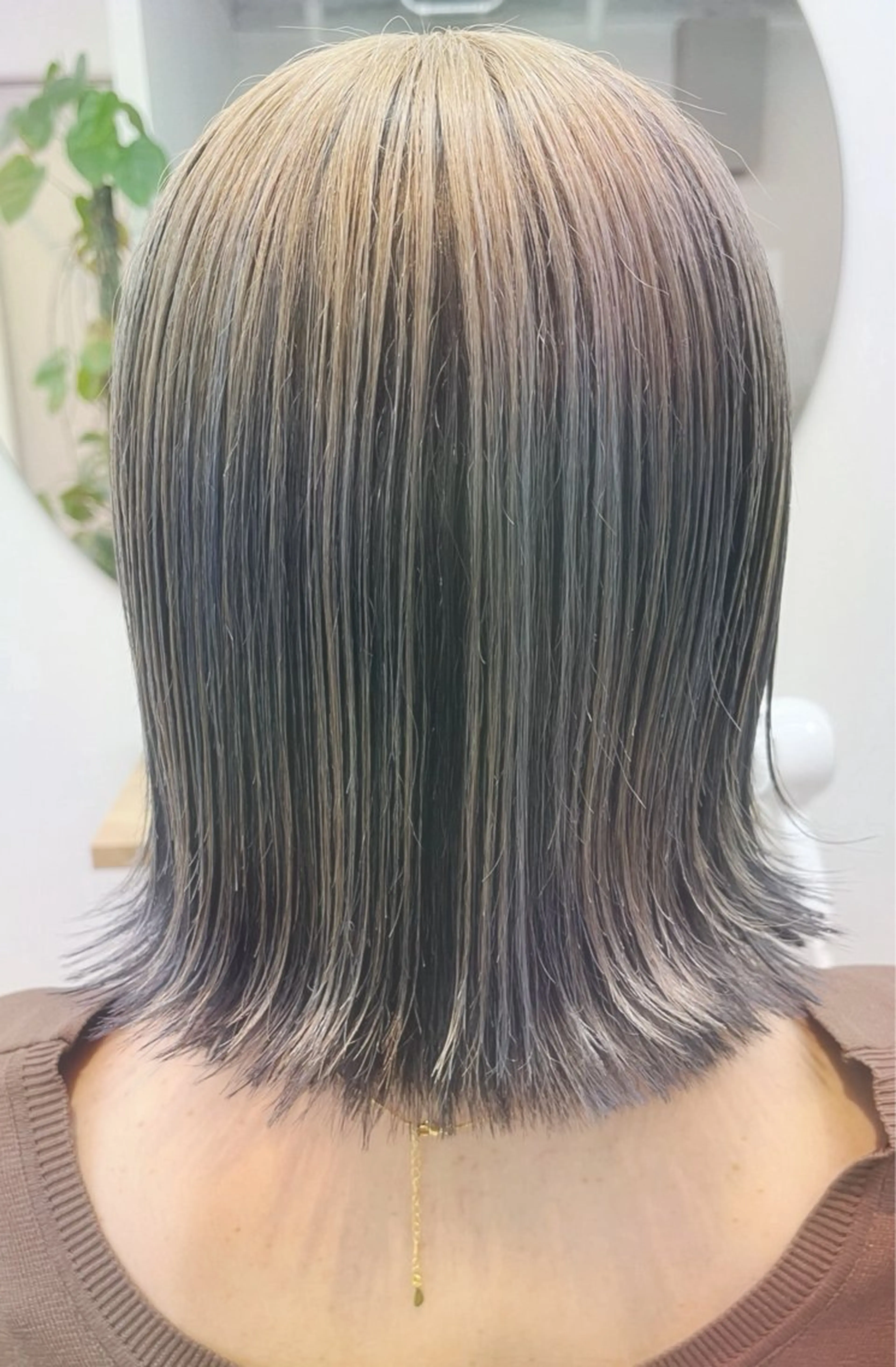 ミディアム カラー FACT_ Naoのヘアスタイル