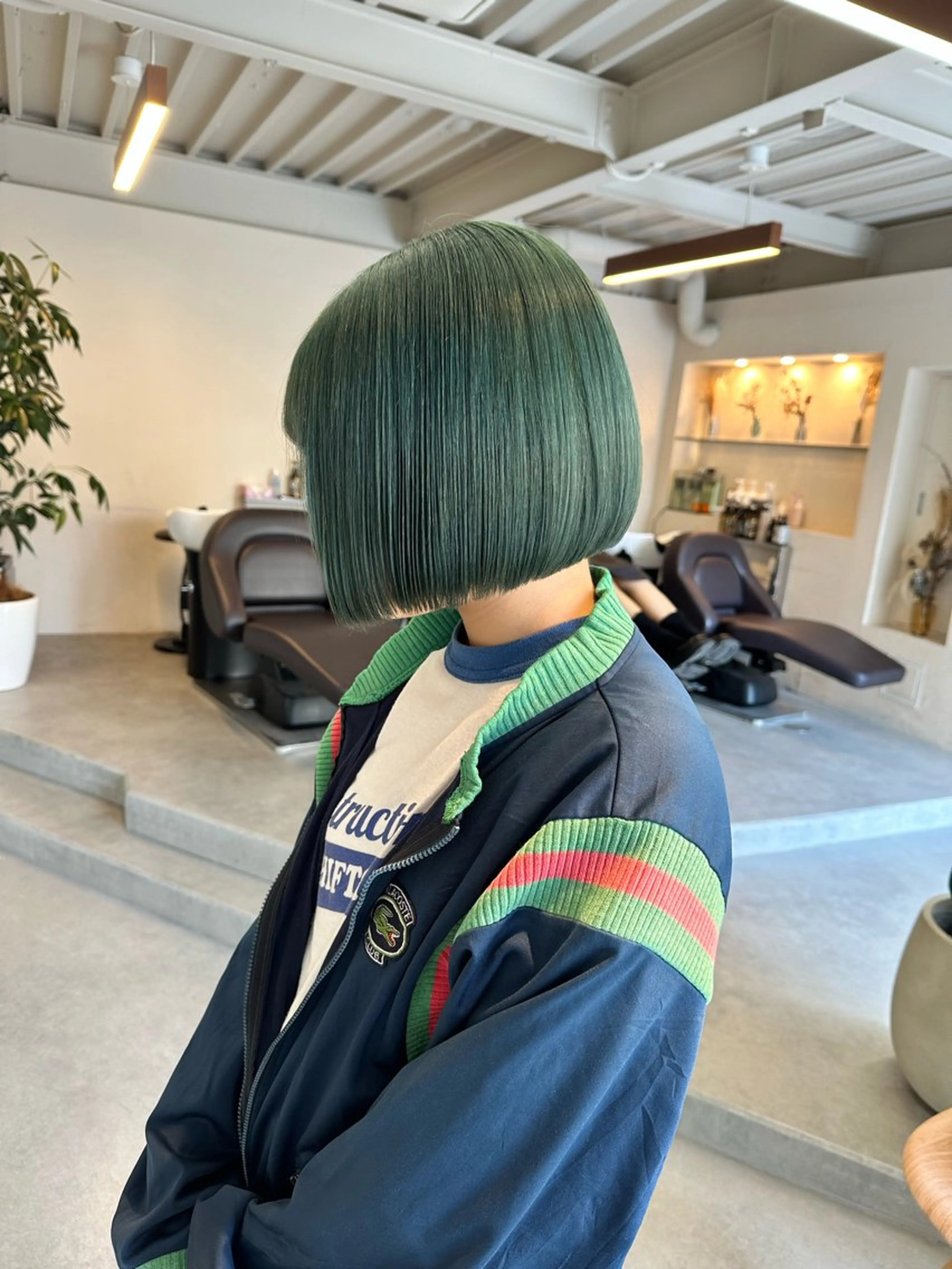 ショート カラー ハイトーン×似合わせ 🌱中川慎之介のヘアスタイル