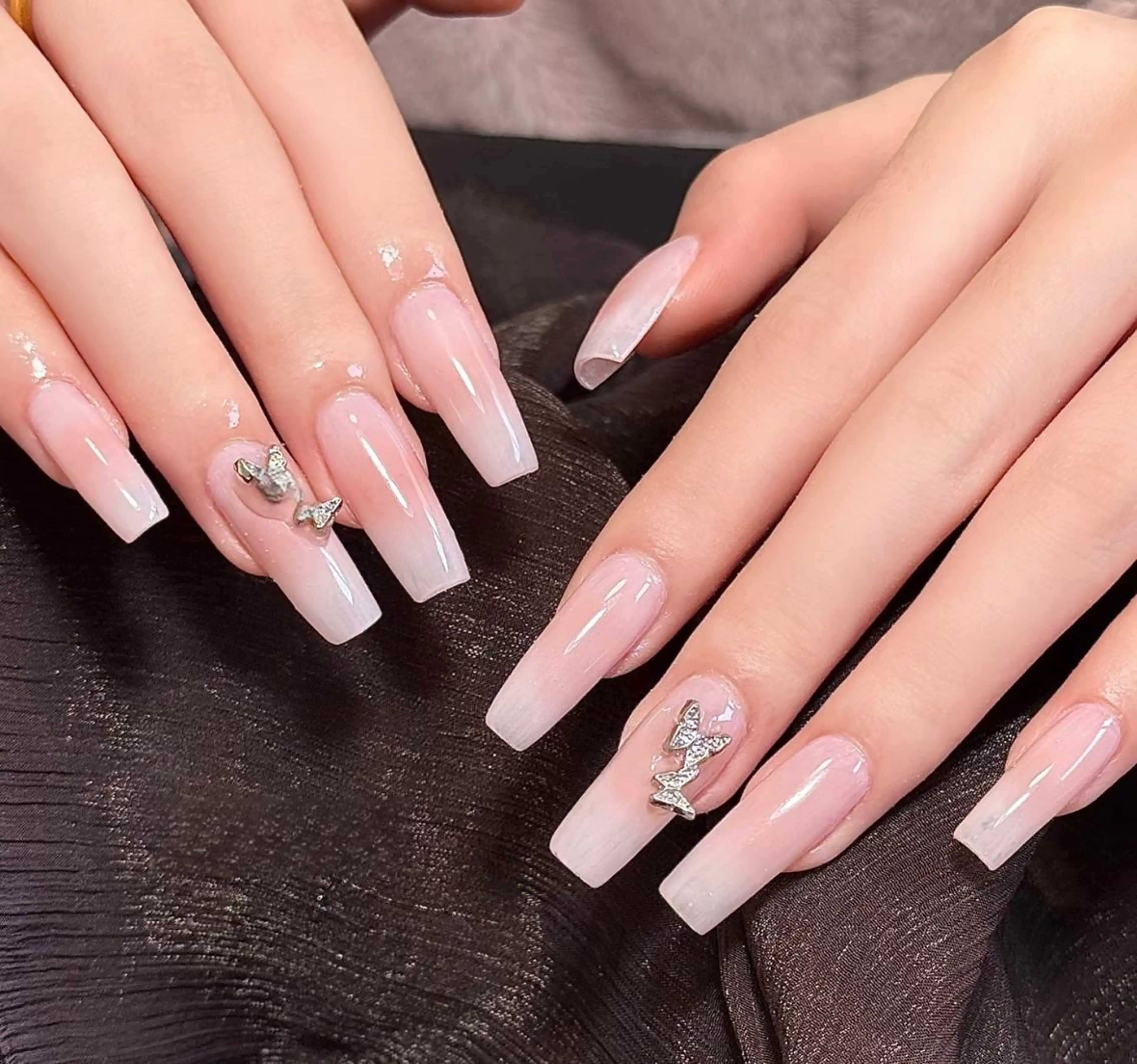 ネイル ハンドネイル 🎀 NaNa_nailのネイルデザイン