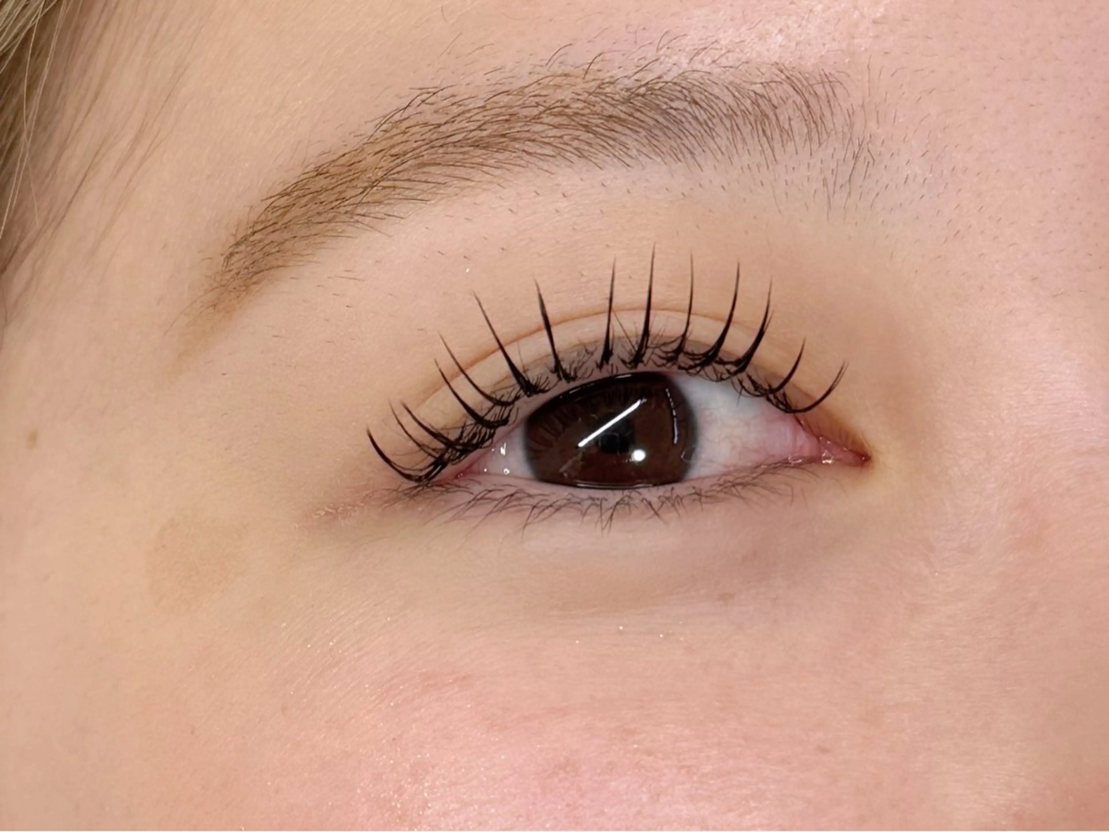 マツエク・マツパ キュート フラットラッシュ マツエク freevel Sakiのマツエク・マツパデザイン