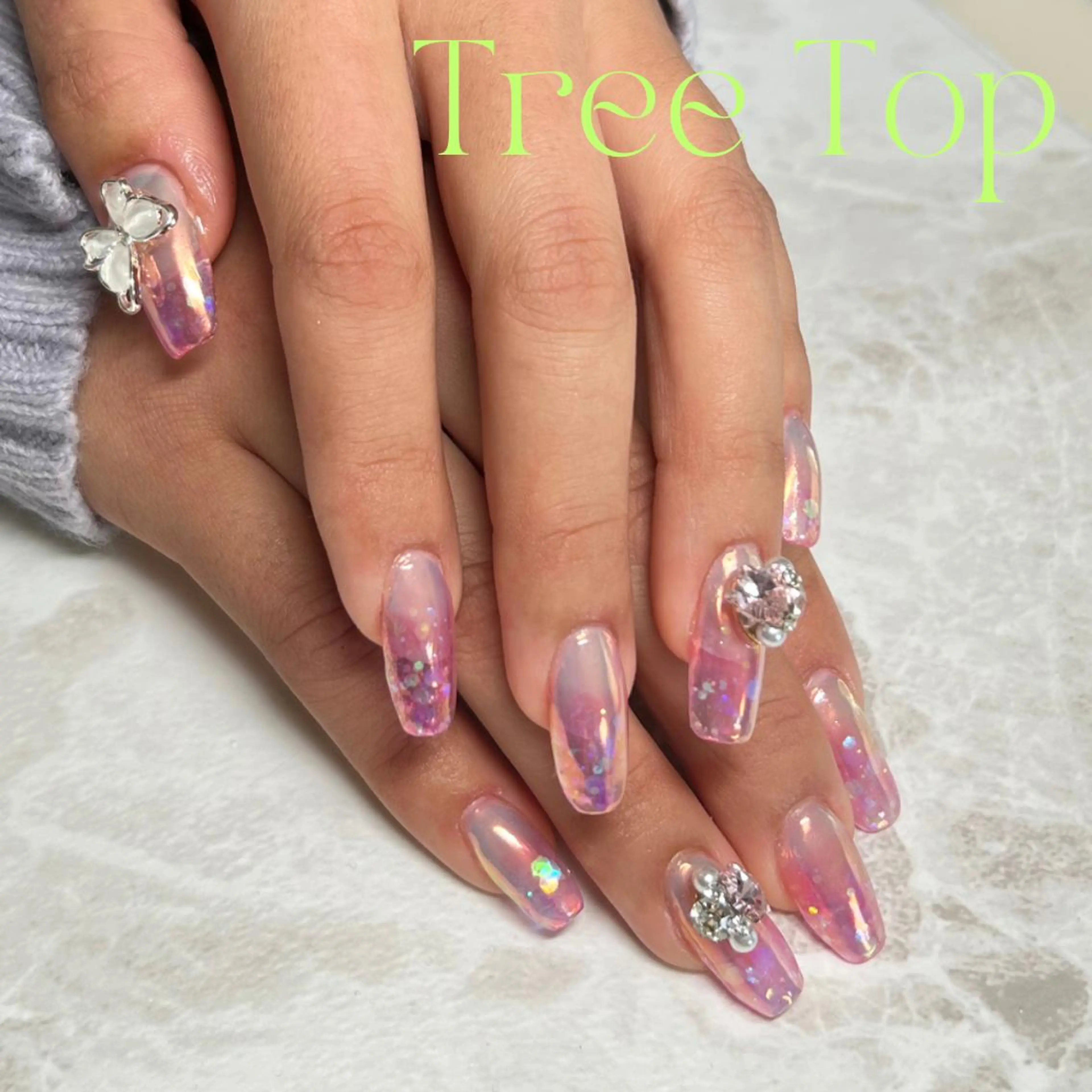 ネイル スカルプネイル 春ネイル nailsalon Tree Topの眉毛・アイブロウイメージ