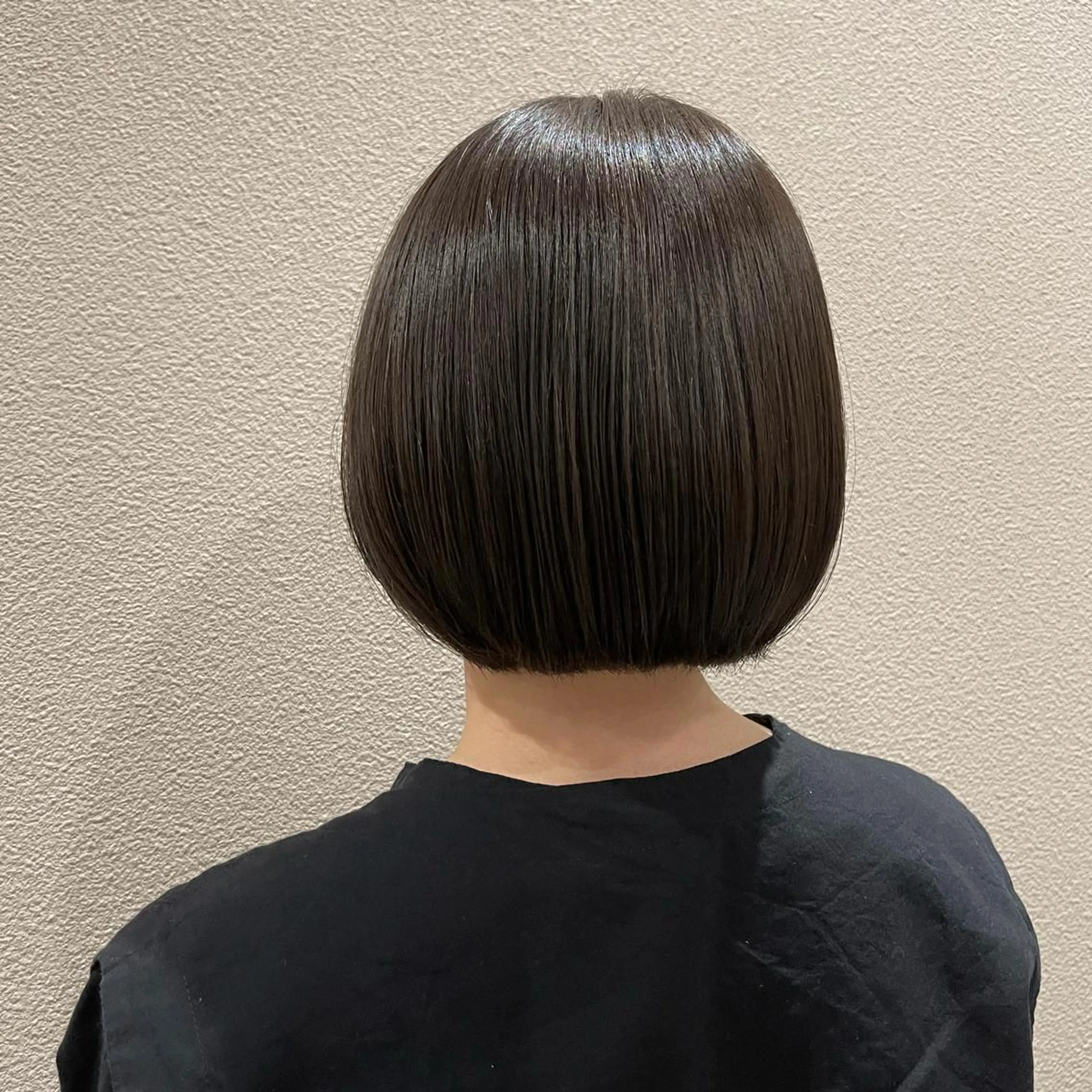 ショート トレンド/顔まわり/ レイヤー/髪質改善のヘアスタイル