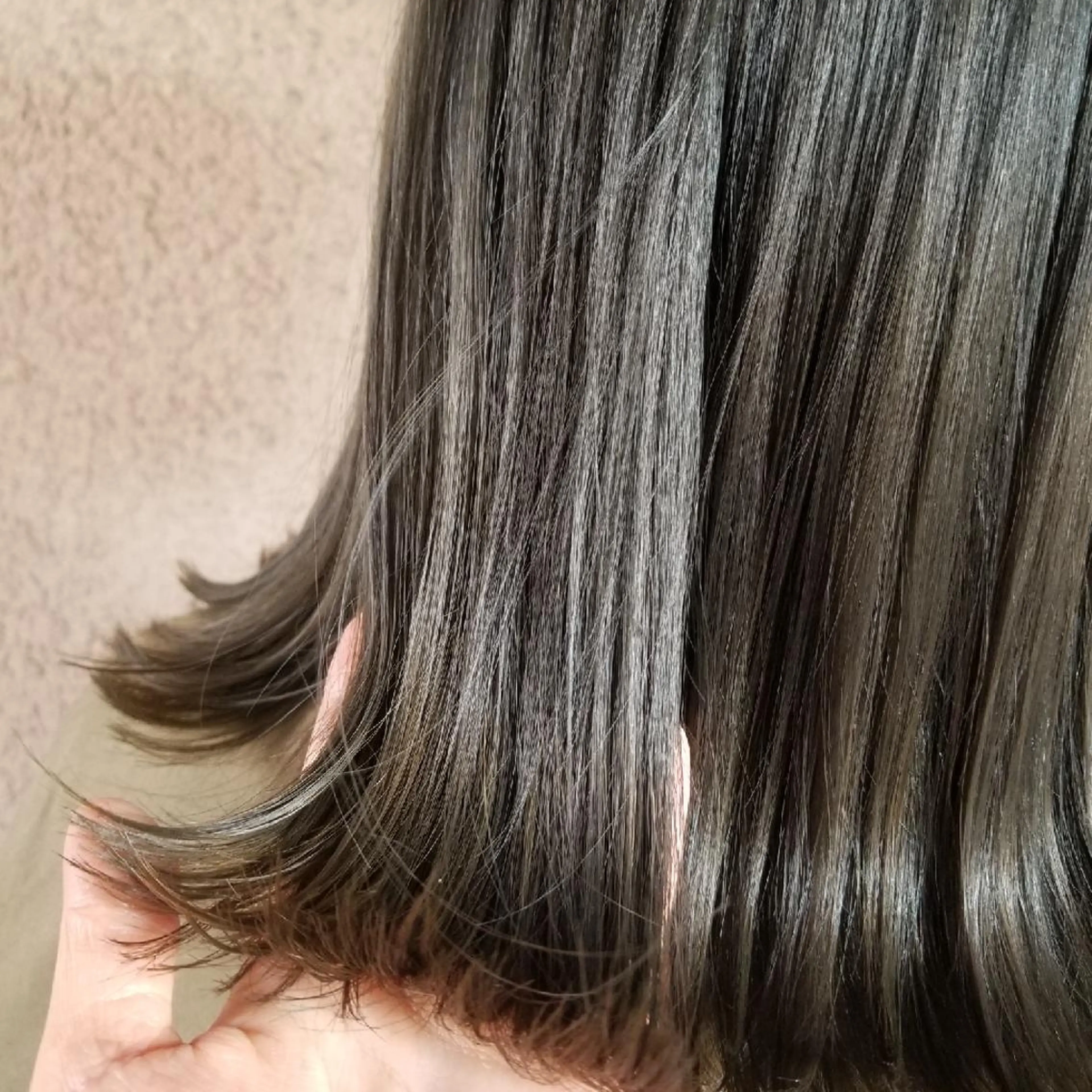 カラー セミロング Day＆Night所属・Day&Night [店長]Chiakiのヘアスタイル