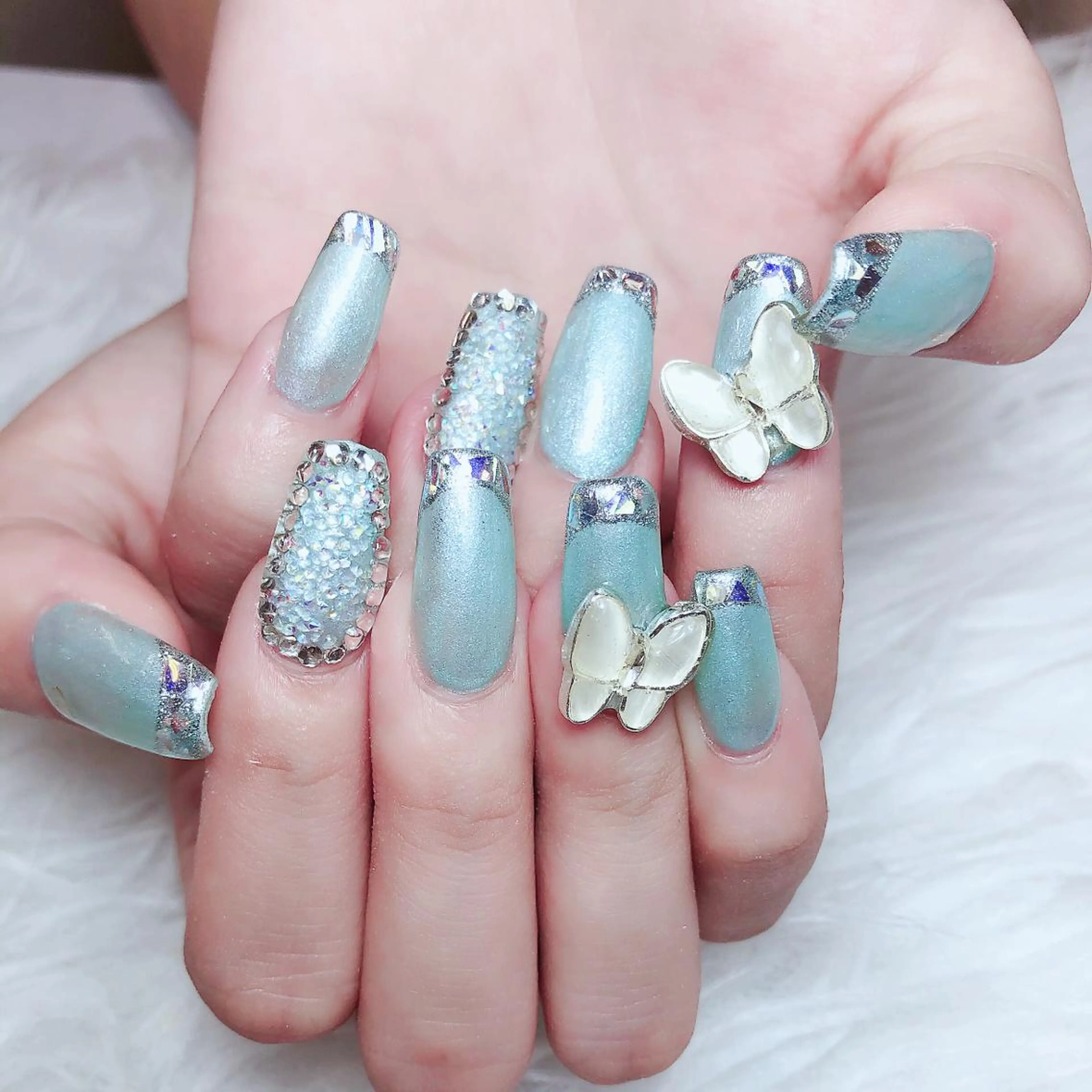 ネイル フレンチネイル ガラスフレンチ ハンドネイル Melody Nail所属・Melody 3D/スカルプ専門店のネイルデザイン