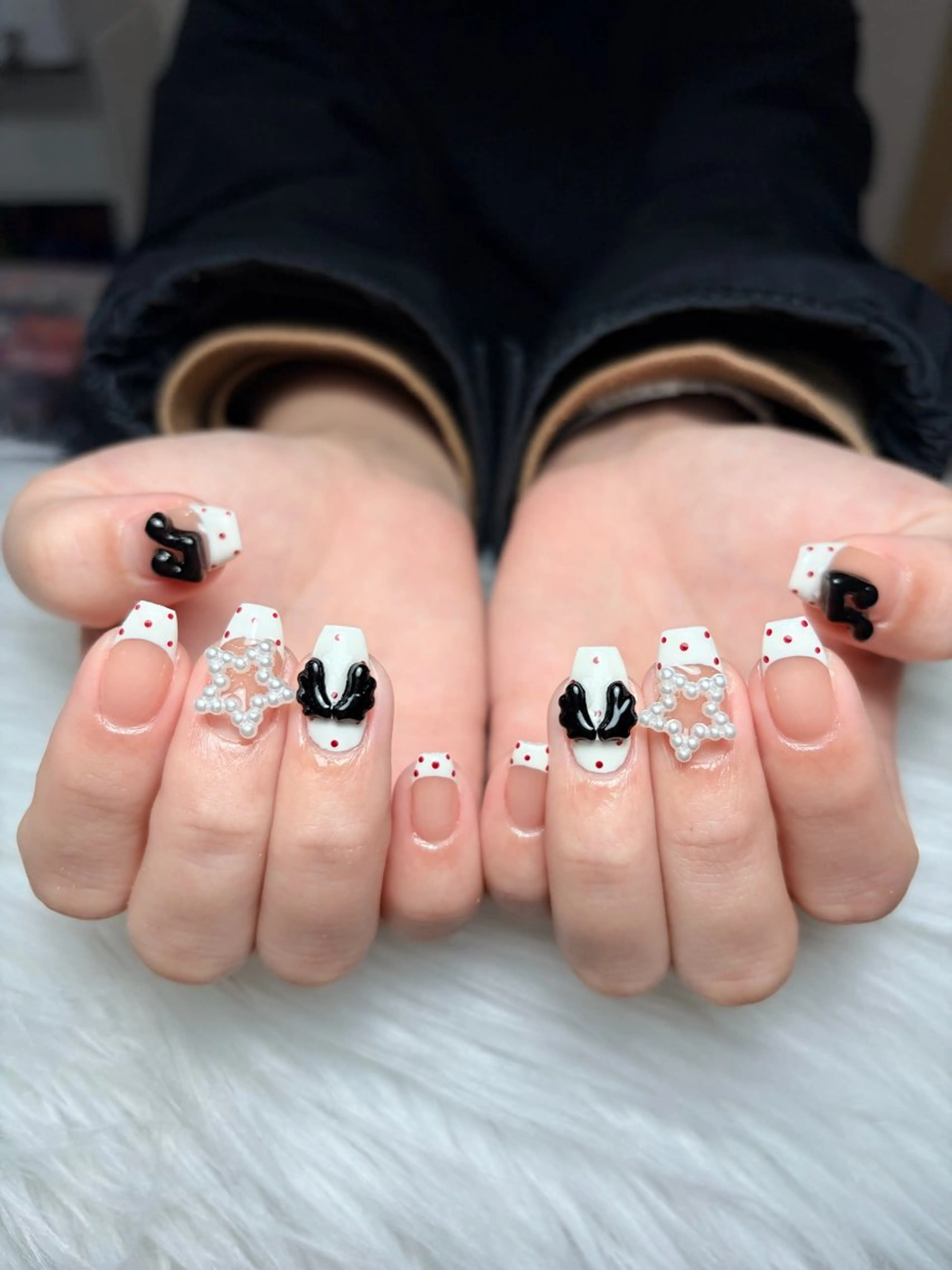 ネイル アートネイル 長さ出し ジェルネイル マグネットネイル ニュアンスネイル ハンドネイル Cloudy Chan Nailのネイルデザイン