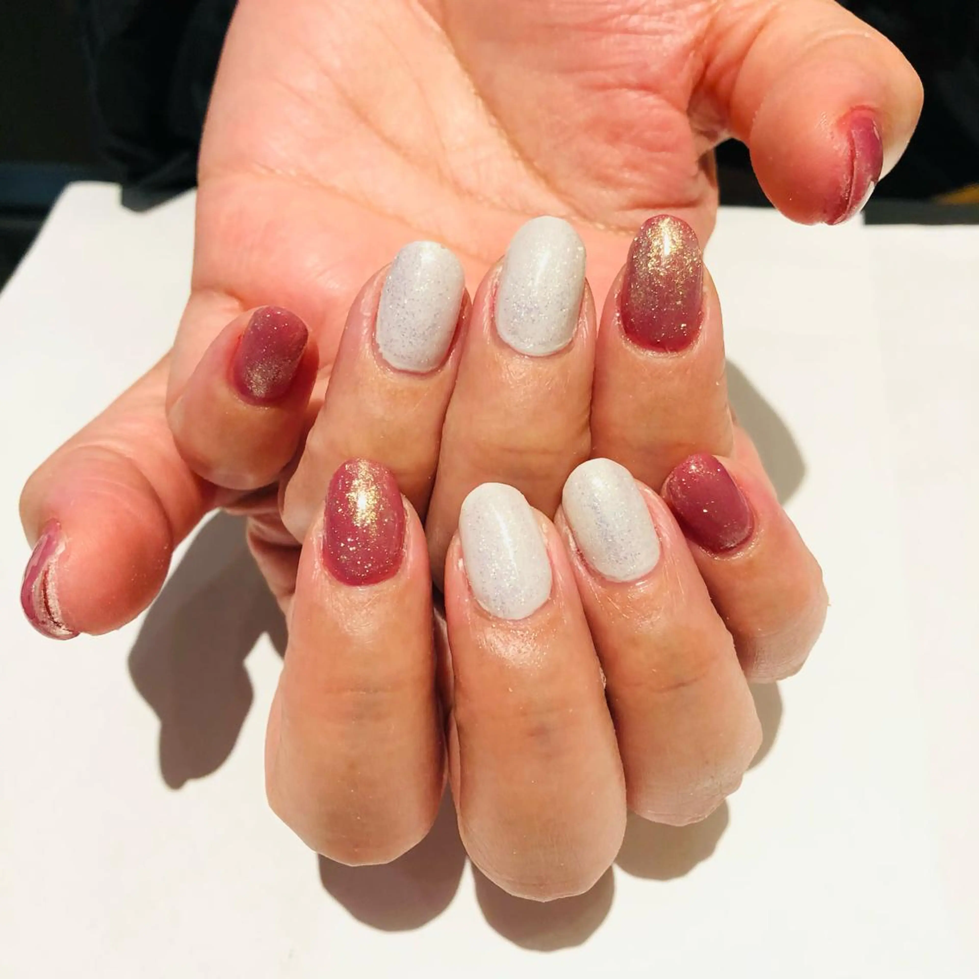 ネイル キラキラネイル 大阪福島韓国束感まつ げ Sayaka🤍のマツエク・マツパデザイン