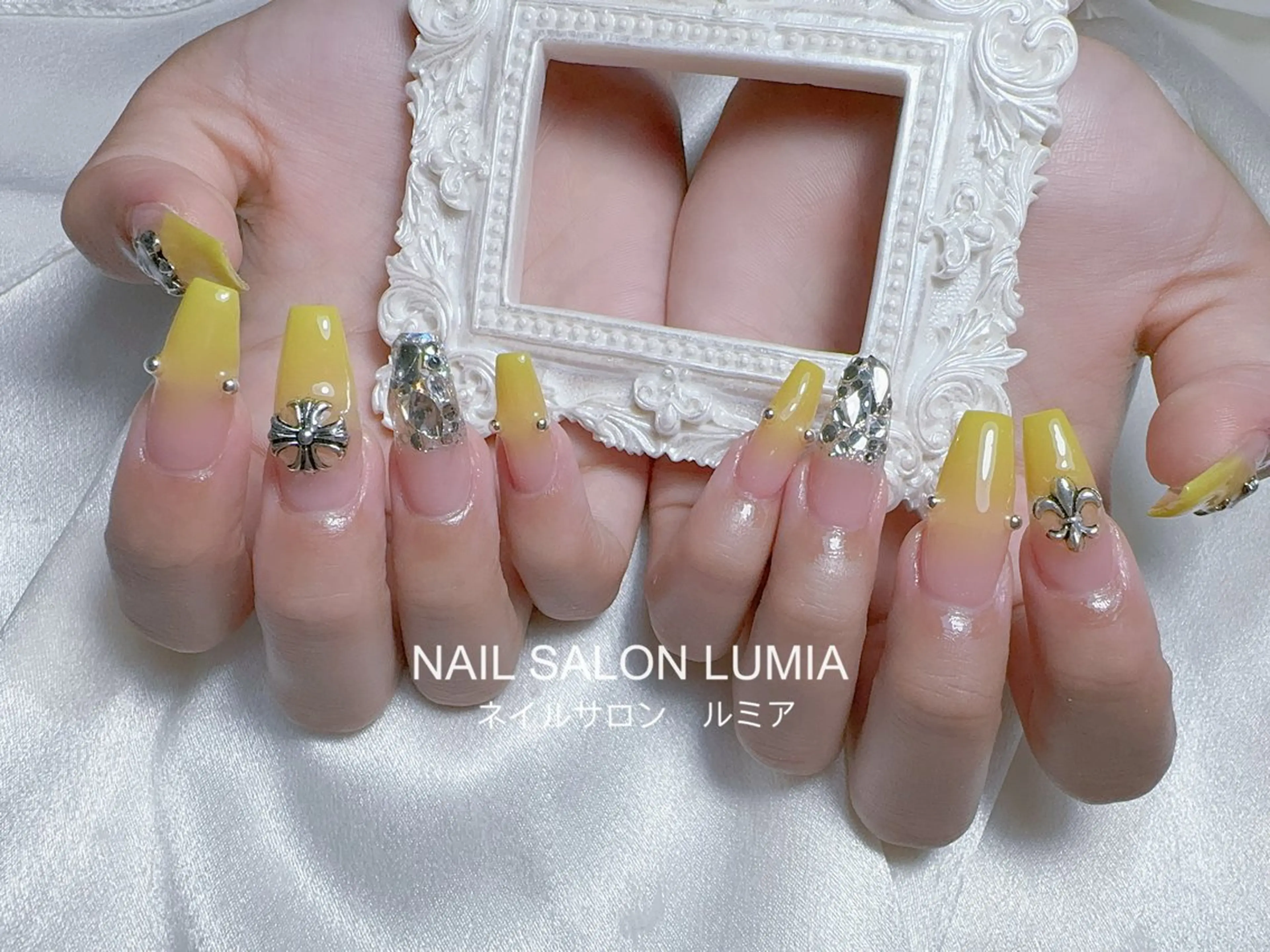 ネイル ハンドネイル ネイルサロン ルミア Lumia 店長のネイルデザイン