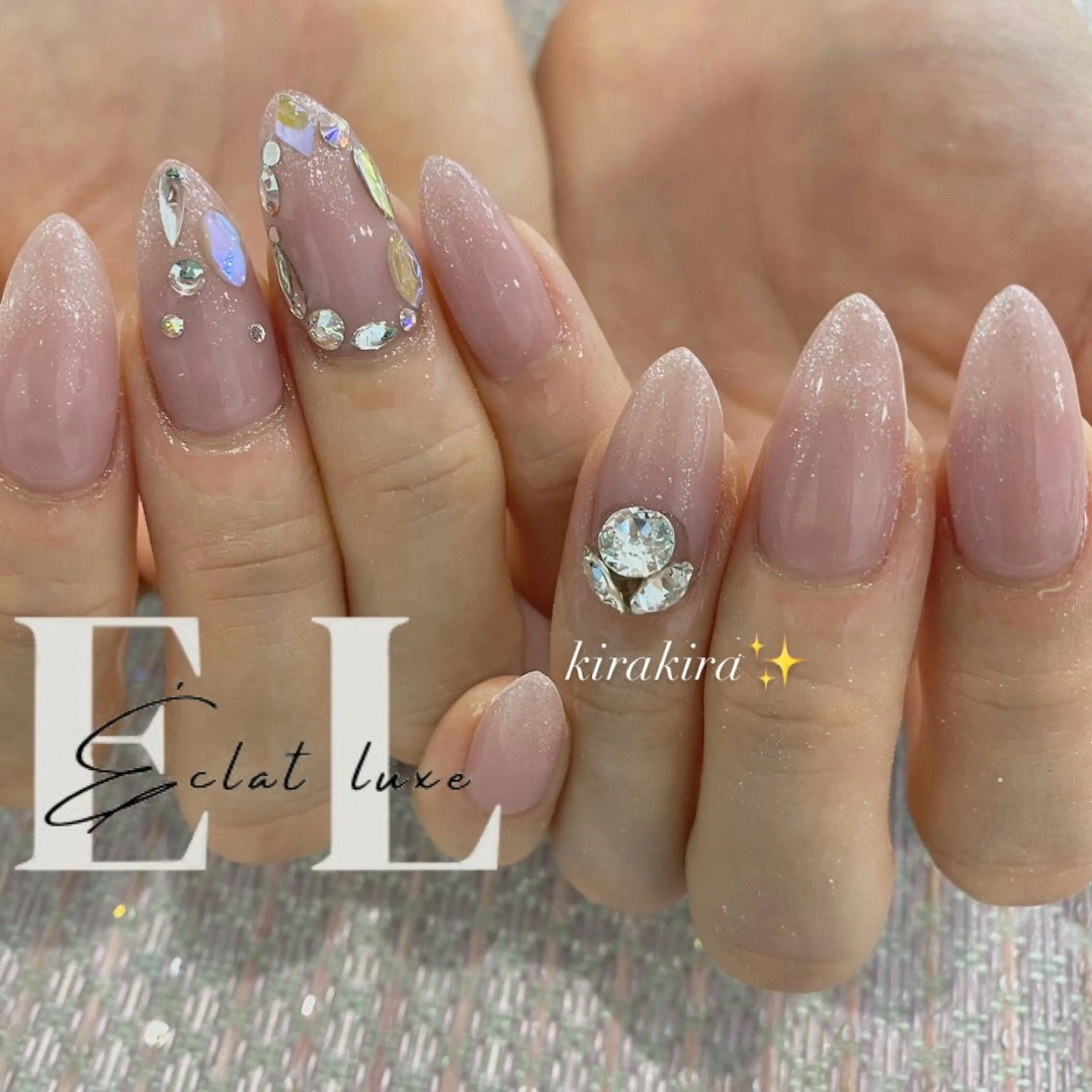 ネイル 倉石 百恵のネイルデザイン