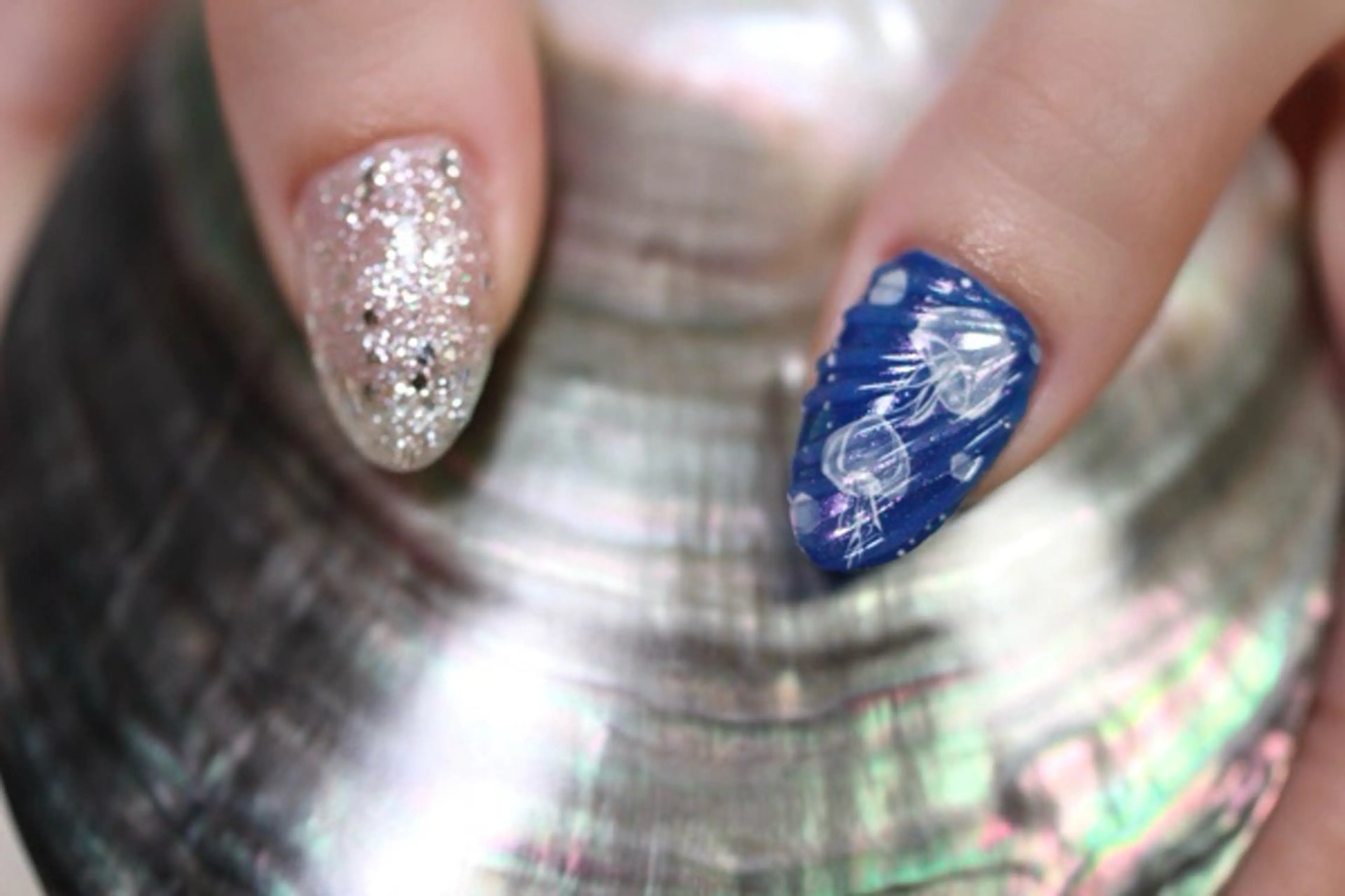 ネイル アートネイル ジェルネイル ラメ(グリッター) しみ えんのネイルデザイン