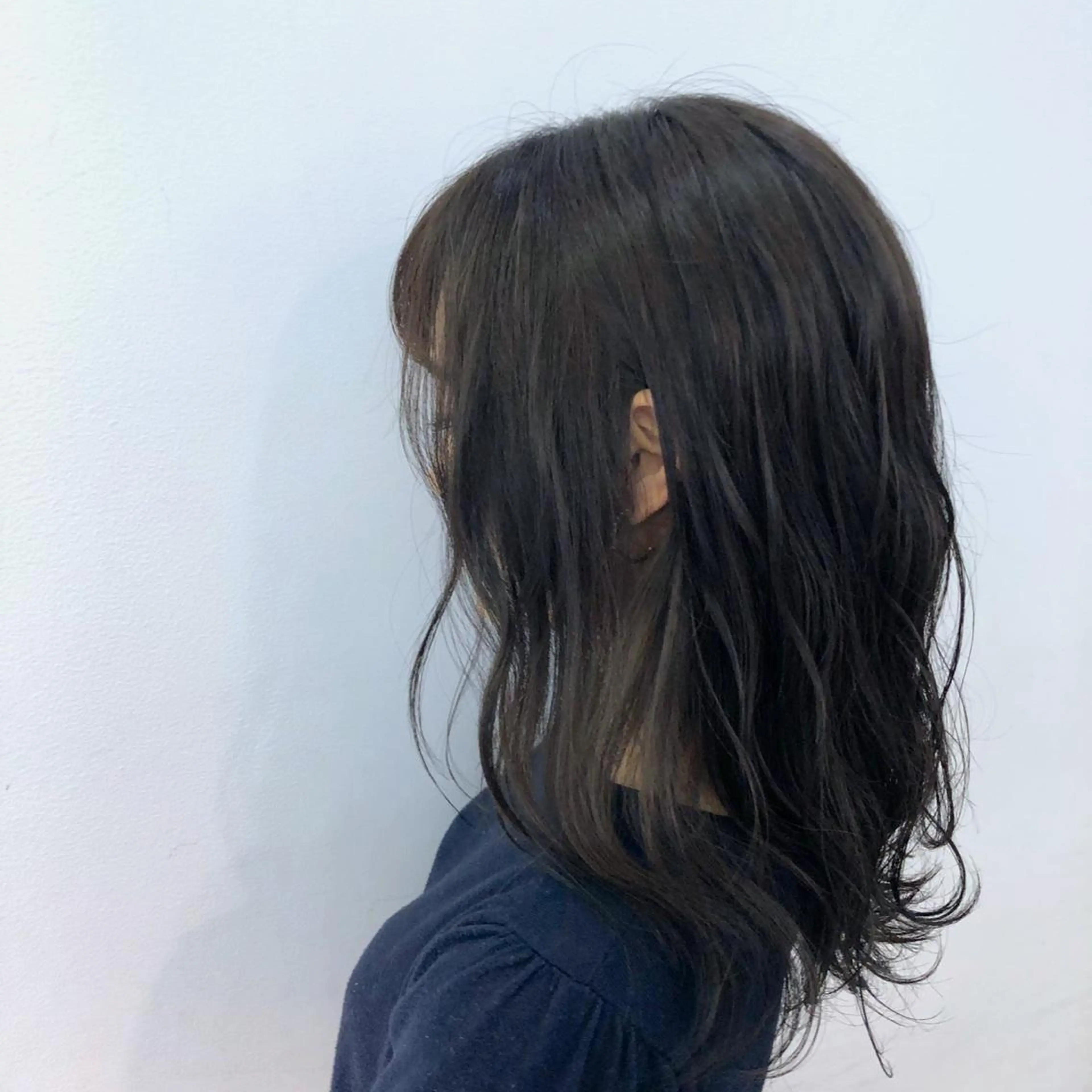 セミロング カラー ベージュカラー ミント ネイビーカラー トリートメント カット ヘアカラー トリートメント Uni.所属・地毛風ストレート/ 髪質改善/榎本流行のヘアスタイル