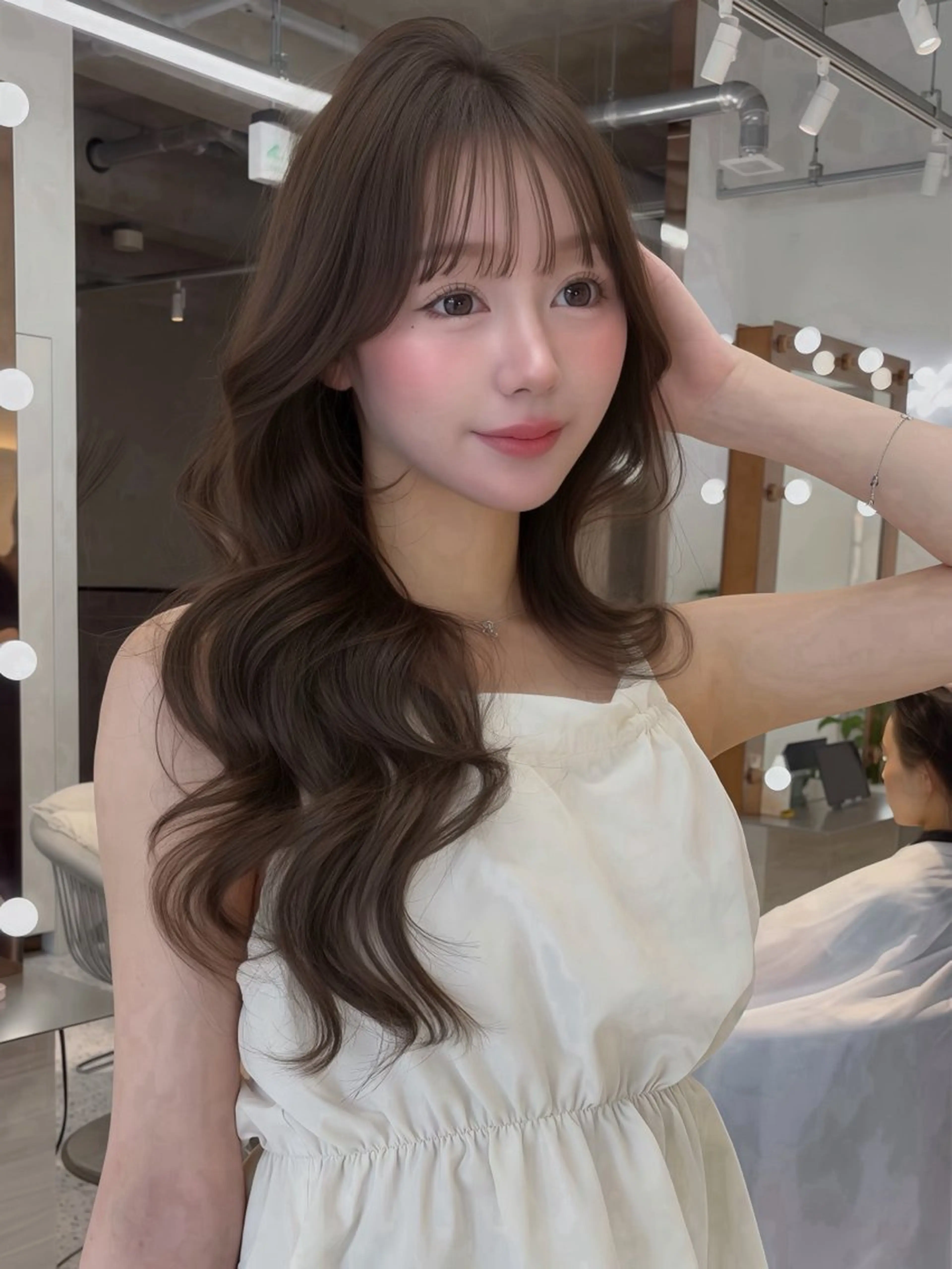 ロング カラー ヘアアレンジ ベージュカラー ブリーチ 透明感カラー ブリーチなしカラー 髪質改善 【博多髪質改善】 吉村　清志のヘアスタイル