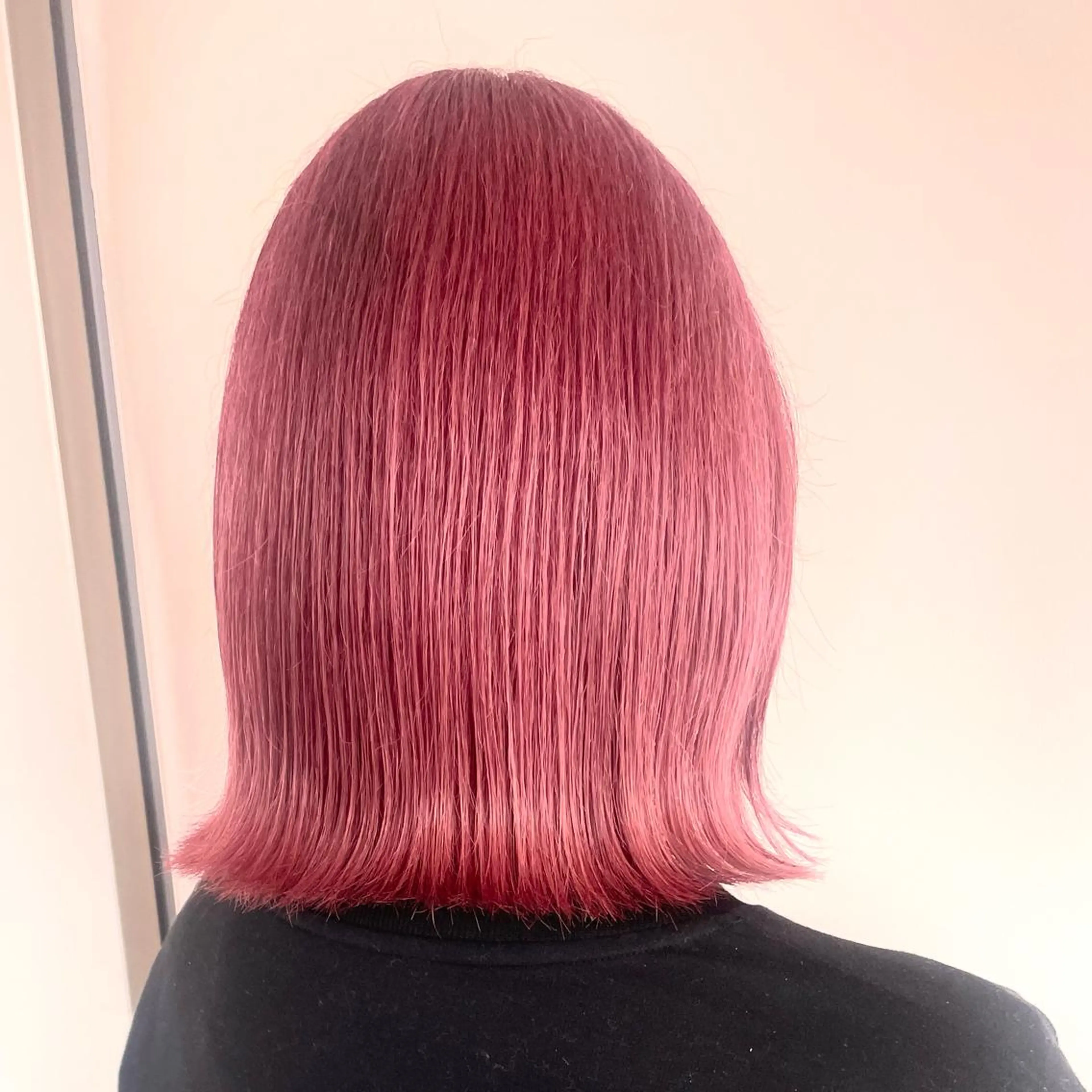 ショート カラー 艶髪 🦋CON🦋のヘアスタイル