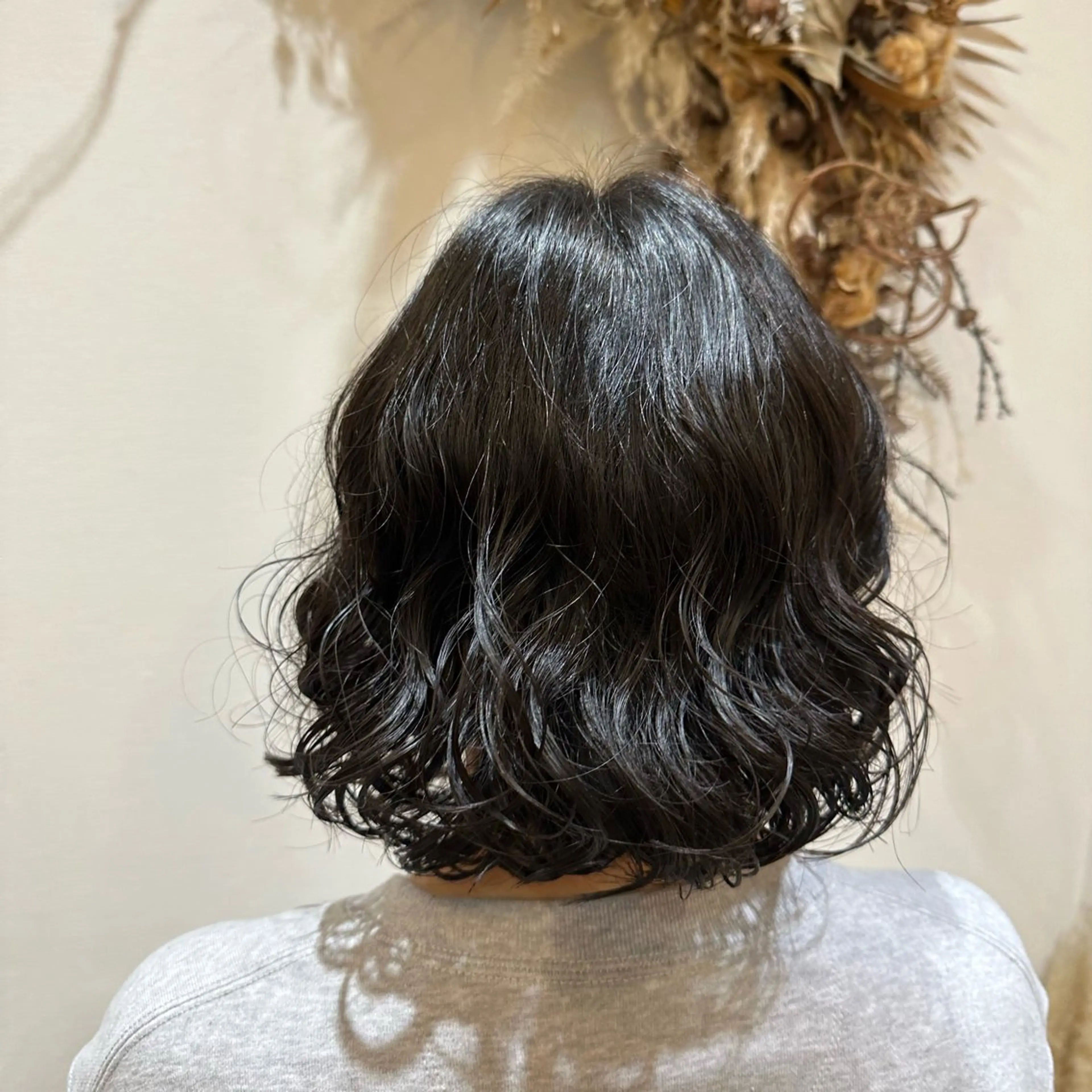 パーマ ボブ MIRUKA/ 暖色カラー/ベージュのヘアスタイル