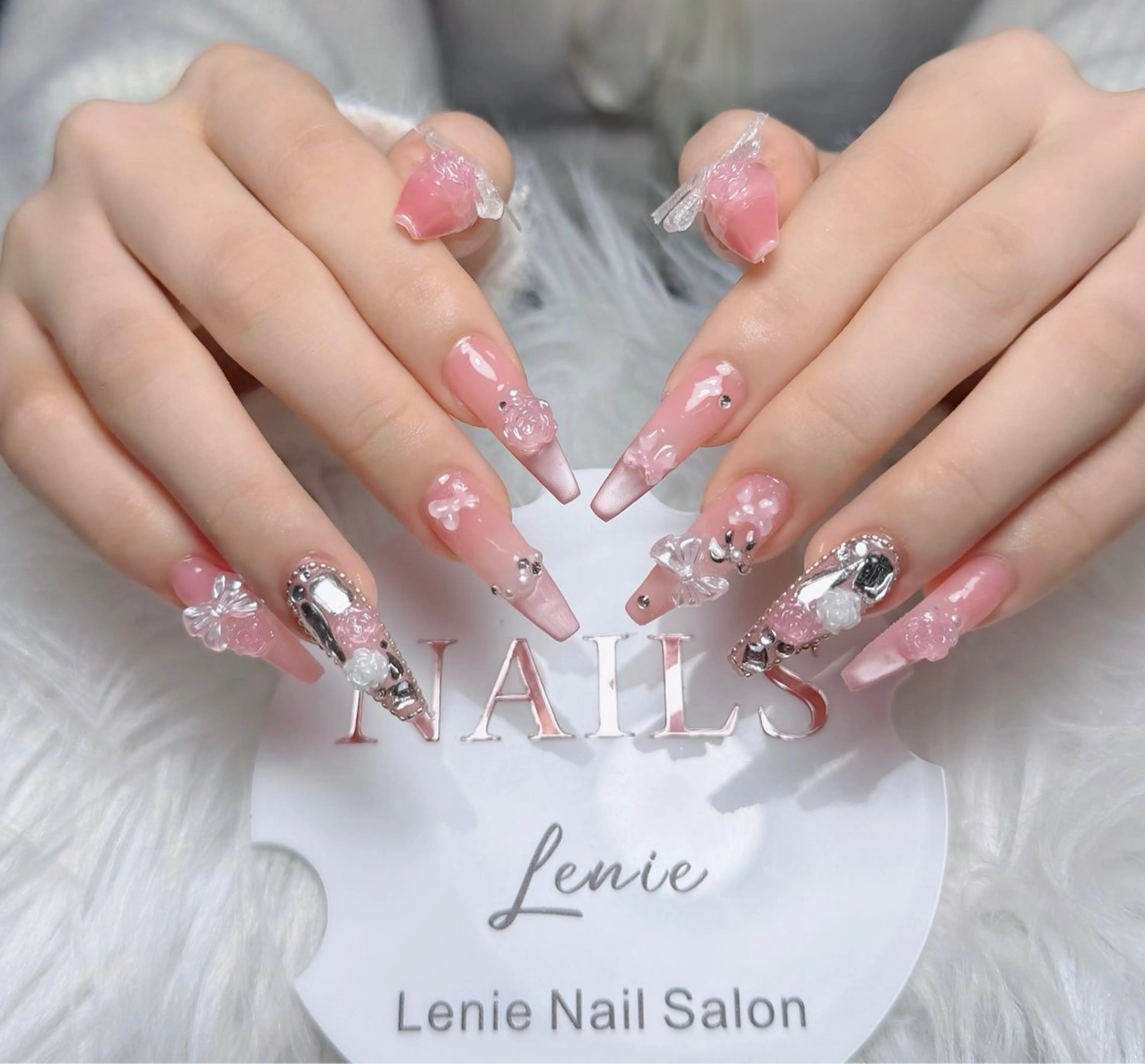 ネイル アートネイル フレンチネイル ジェルネイル 韓国ネイル マグネットネイル ハンドネイル Lenie Nailsのネイルデザイン