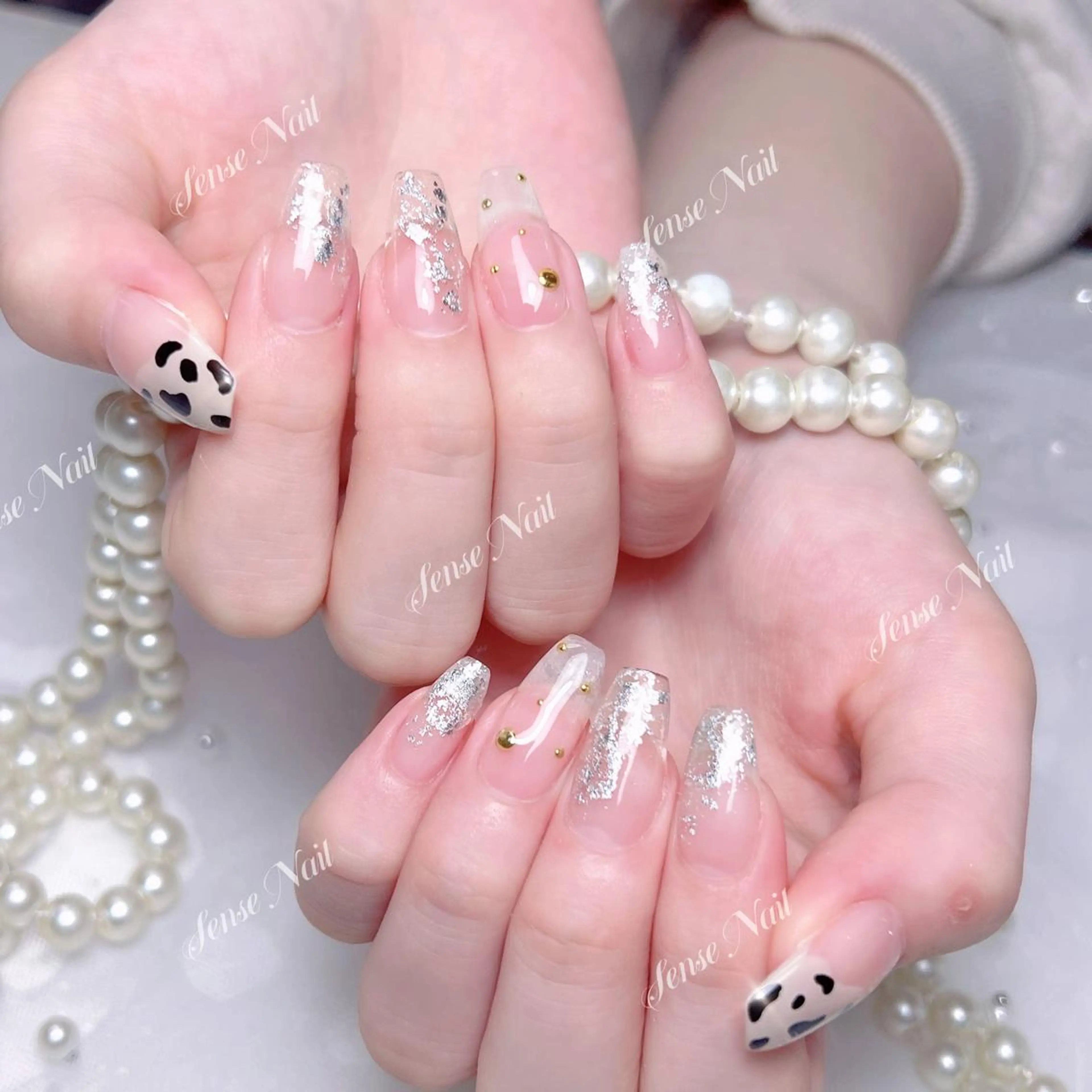 ネイル ハンドネイル ハンドケア Queening 🦋のネイルデザイン