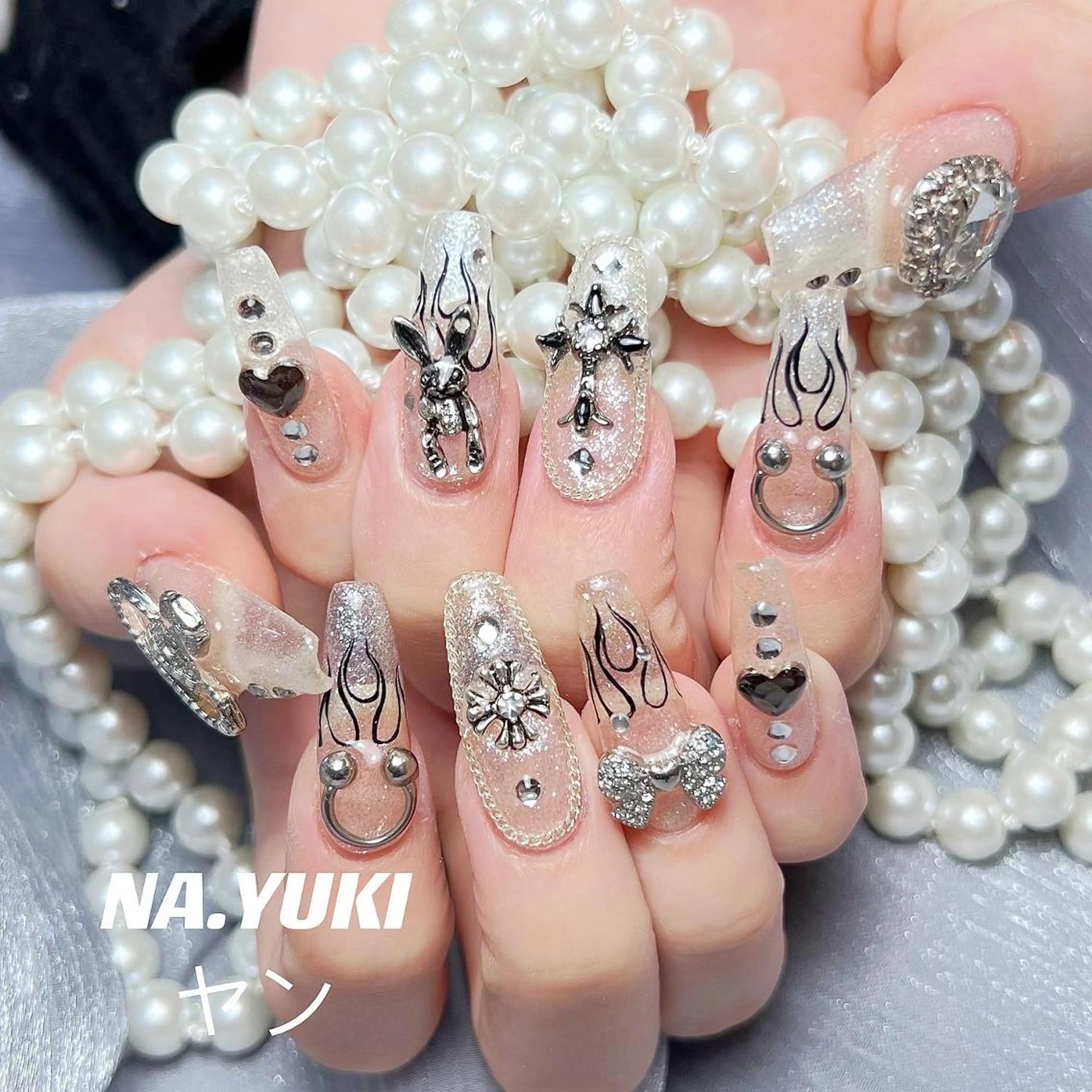 ネイル ロング ハンドネイル 🎀 moo~ 🎀のネイルデザイン