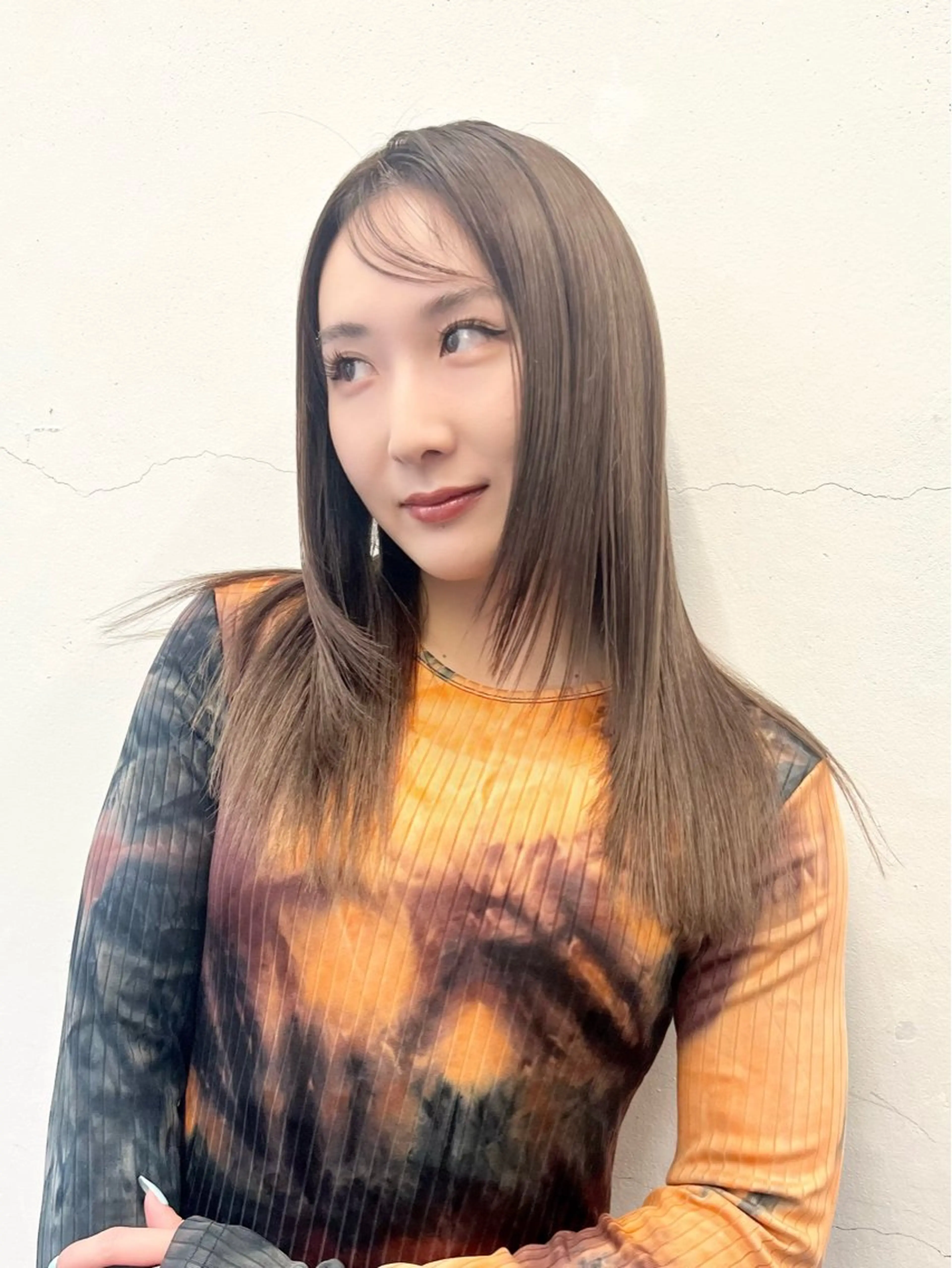 ミディアム カラー ベージュカラー ミルクティーベージュ レイヤーカット カット ヘアカラー トリートメント HARU//原宿🤍 リピート率NO.1のヘアスタイル