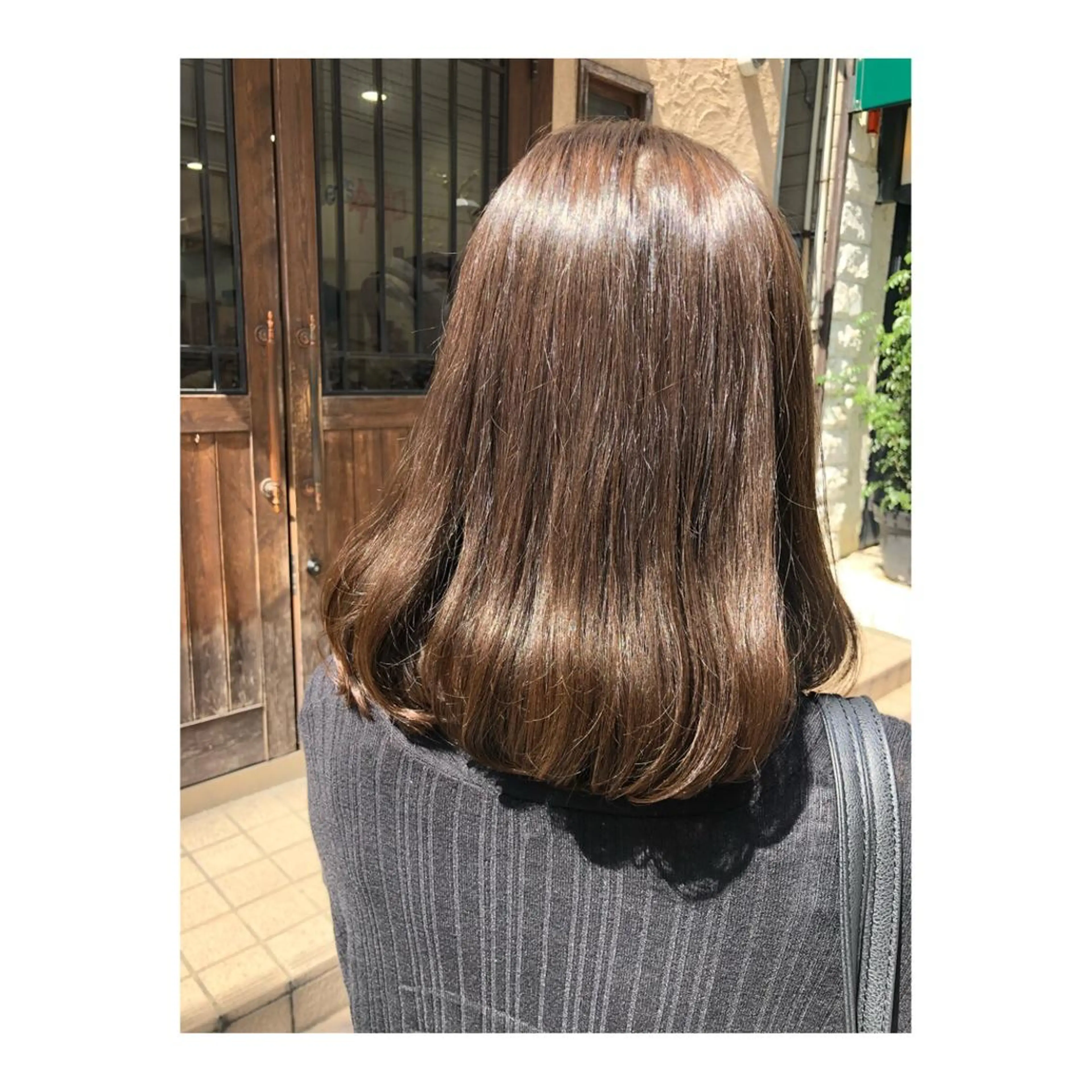 ミディアム カラー パーマ 國次 夕貴のヘアスタイル