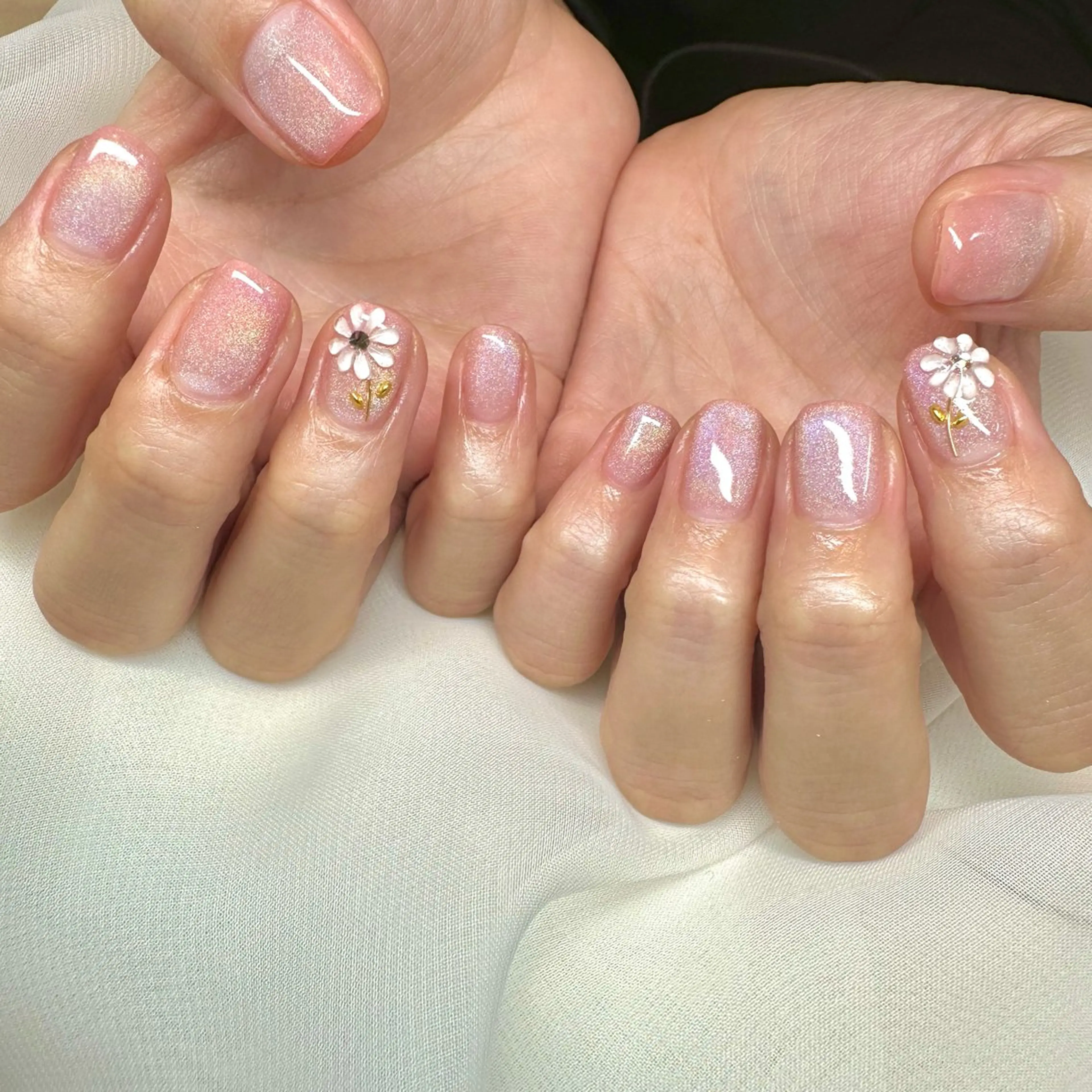 ネイル ぷっくりネイル ハンドネイル フットネイル GéRanium Harukaのネイルデザイン