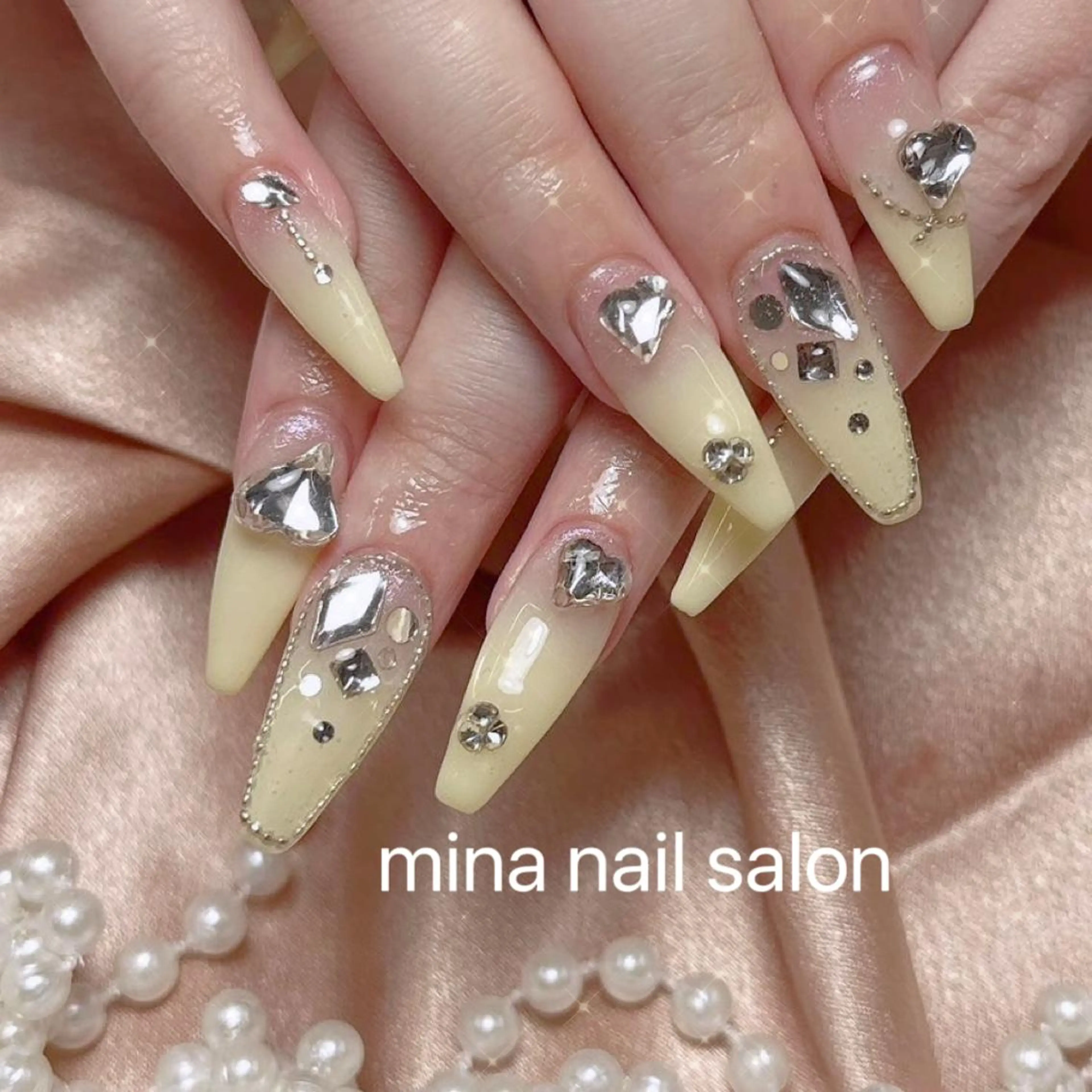 ネイル 奈 奈のネイルデザイン