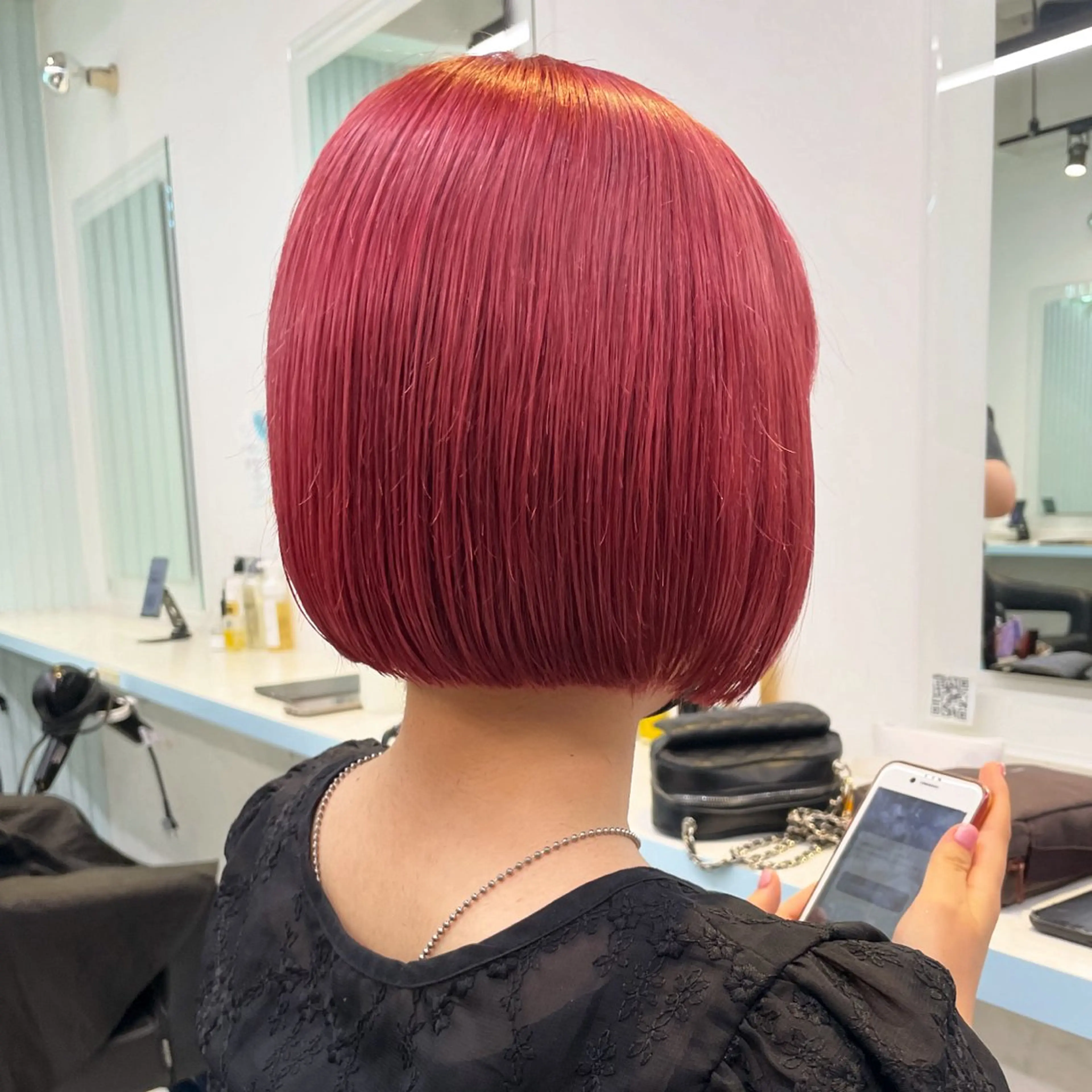 ショート カラー 【美髪矯正/絹髪】 🎀hinano🎀のヘアスタイル