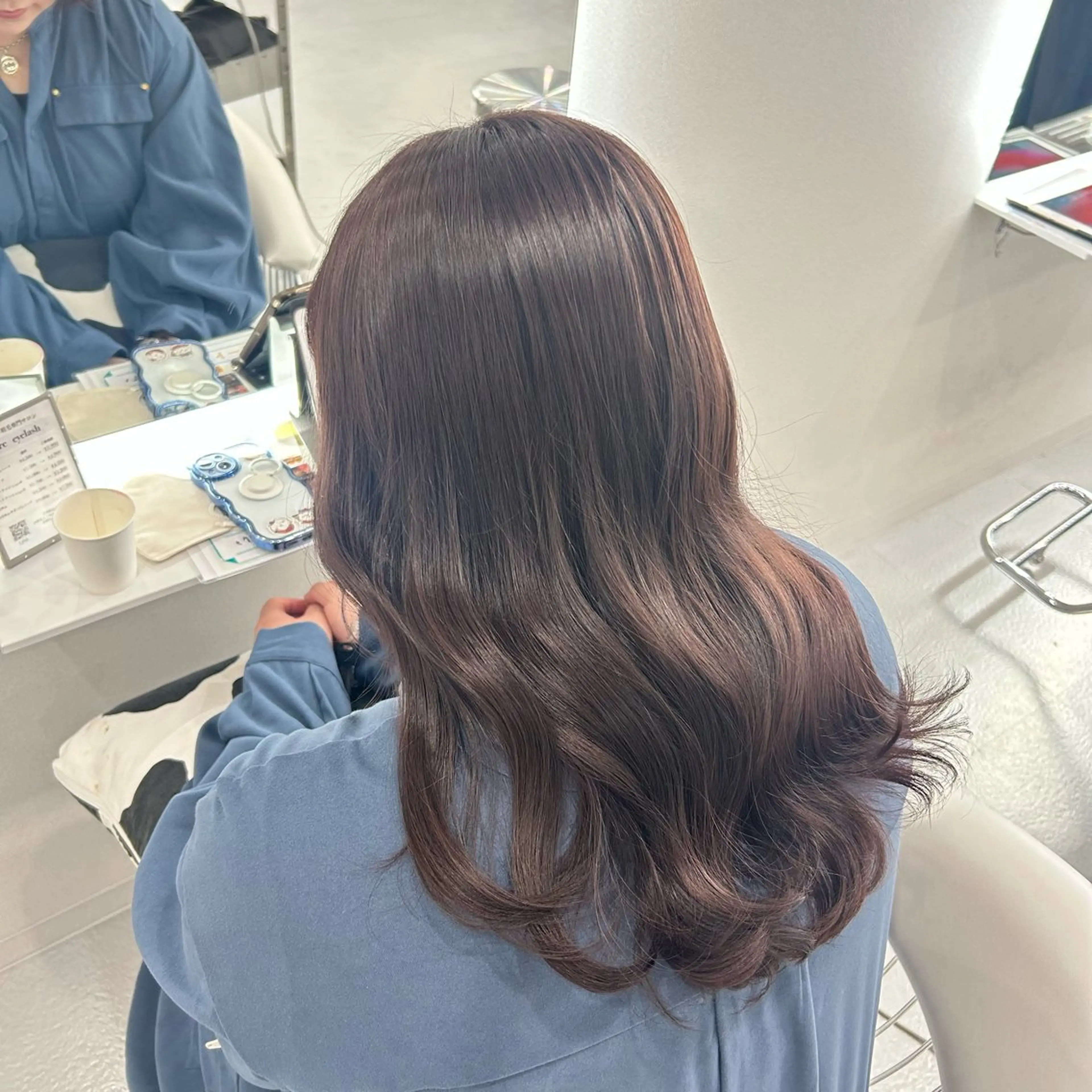 ミディアム ヘアカラー あやめ🪽 オリーブ/ハイトーンのヘアスタイル