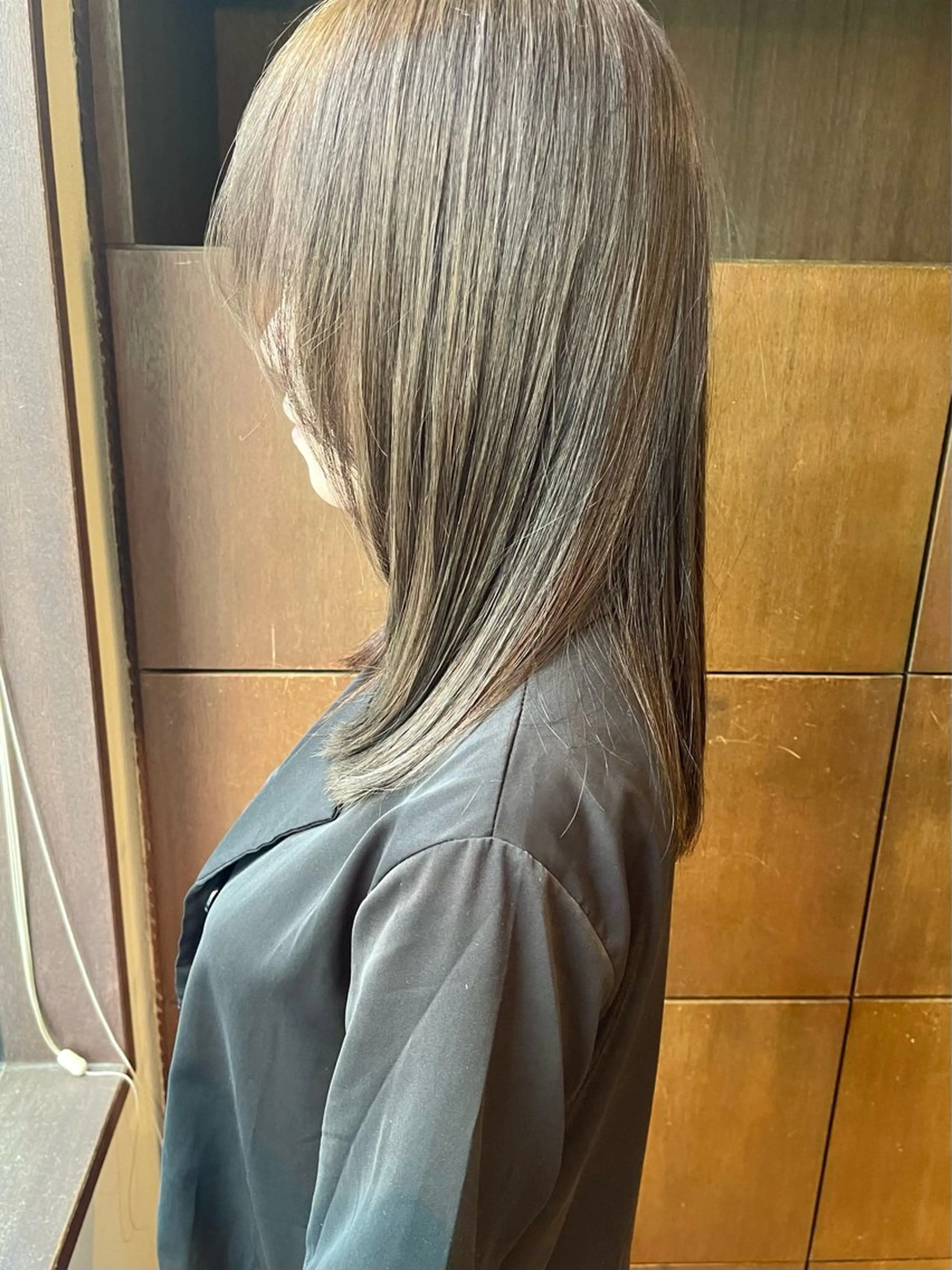 ミディアム カラー ベージュカラー ブリーチ ダブルカラー ブリーチなしカラー ヘアカラー トリートメント 田室 和幸のヘアスタイル