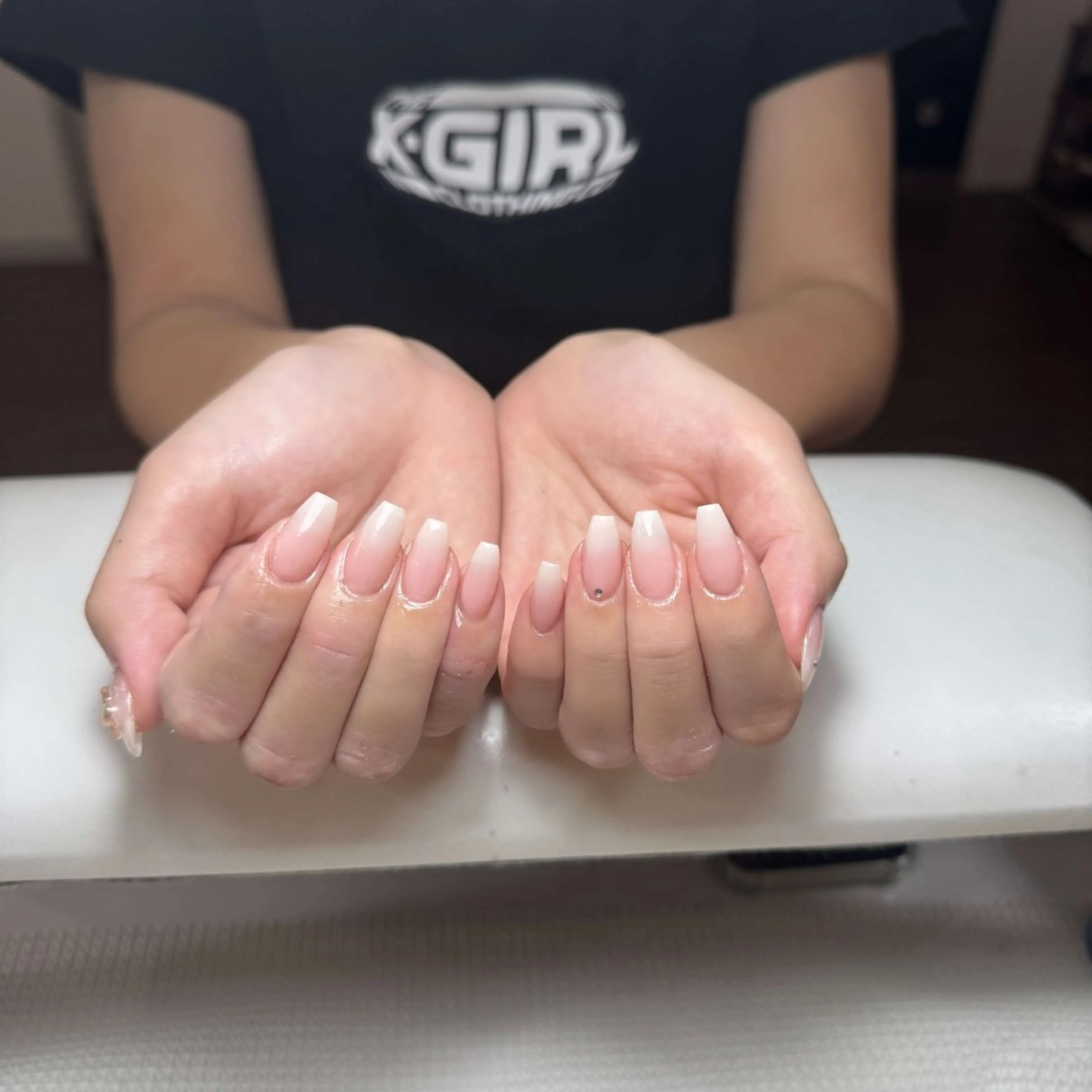 ネイル チークネイル フレンチネイル グラデーション 韓国ネイル マグネットネイル Hana Nailのネイルデザイン