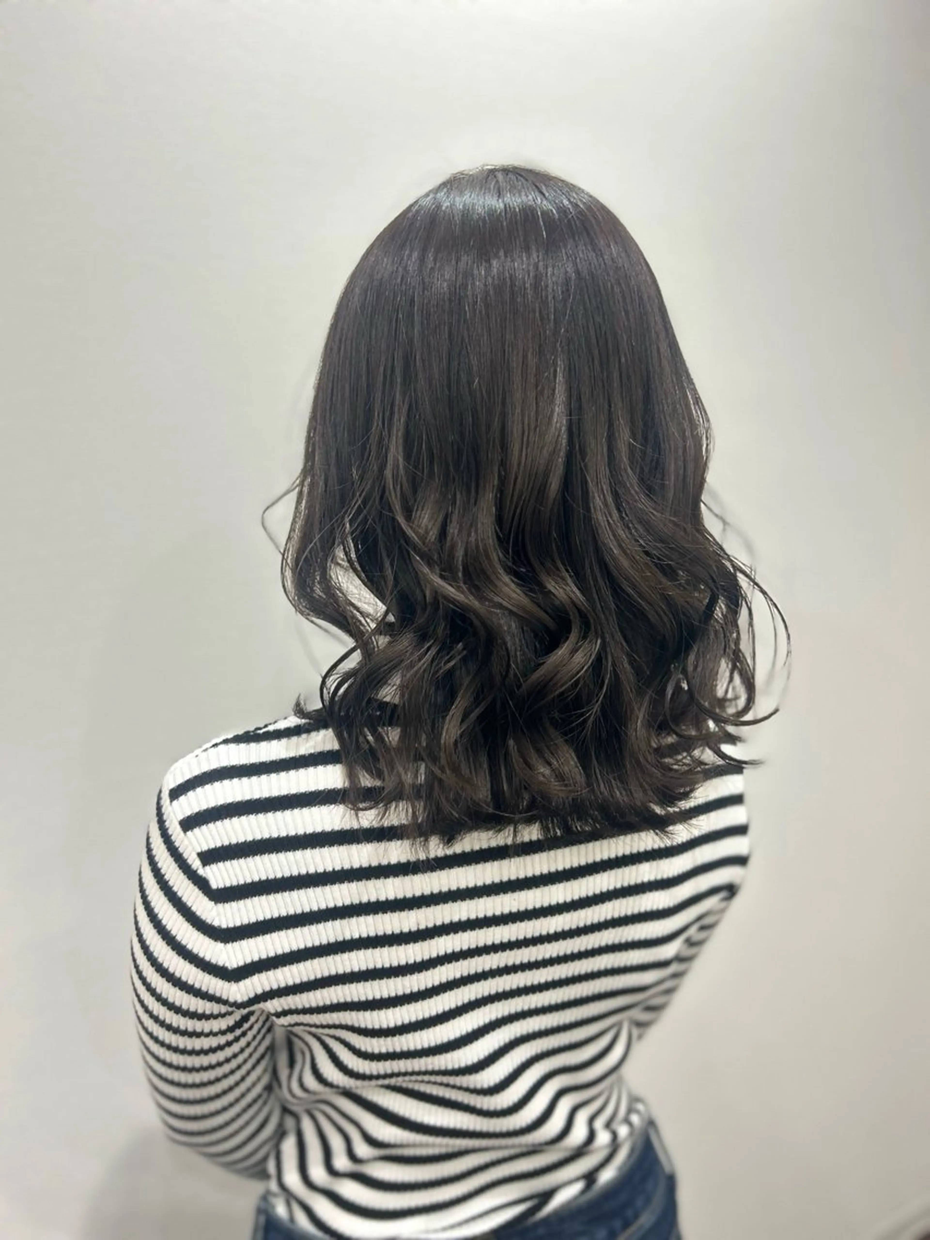 ミディアム カラー ヘアアレンジ 🤍 minaのヘアスタイル