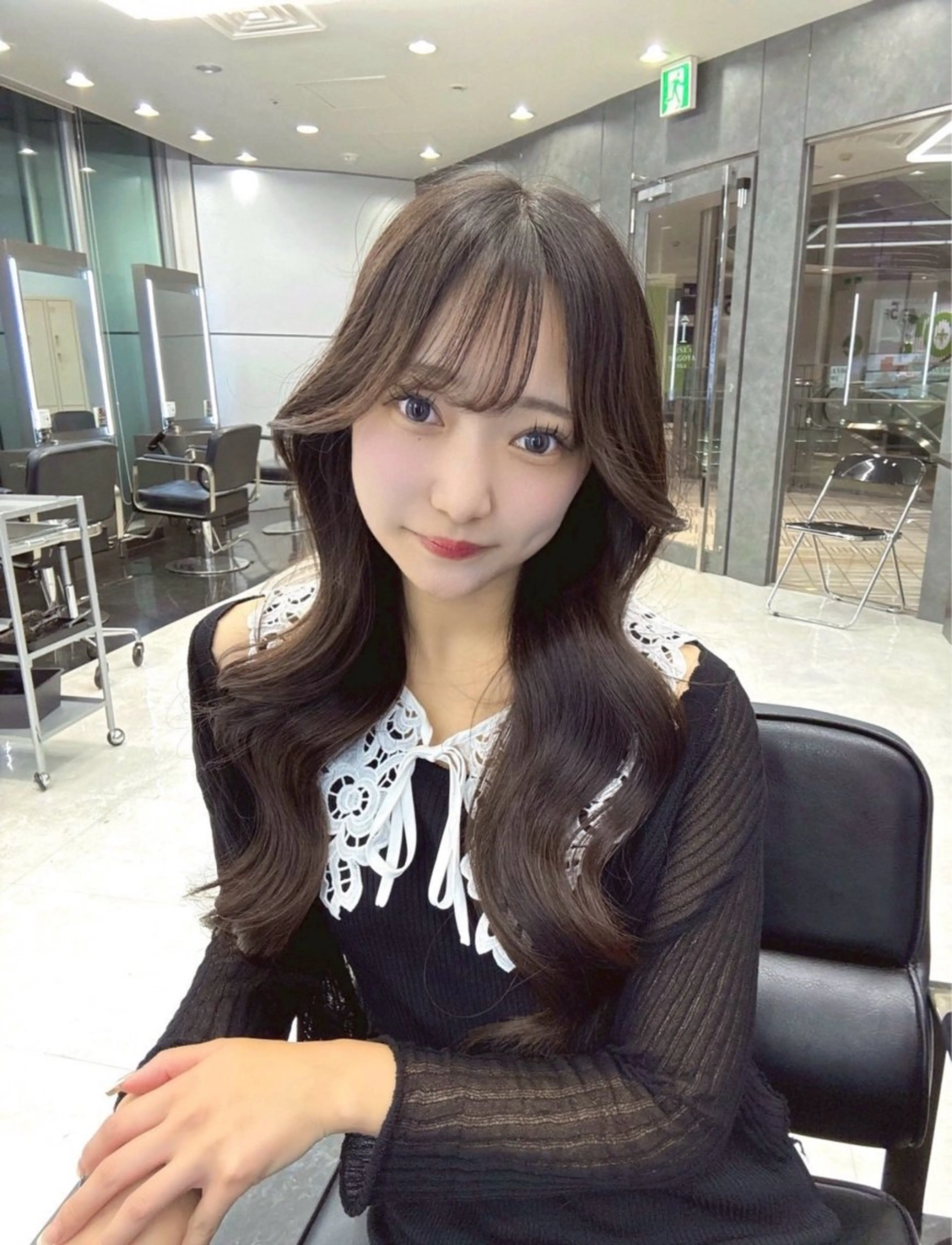 ロング カラー ヘアカラー トリートメント ケアブリーチ/透明感 カラー🤍YURIAのヘアスタイル