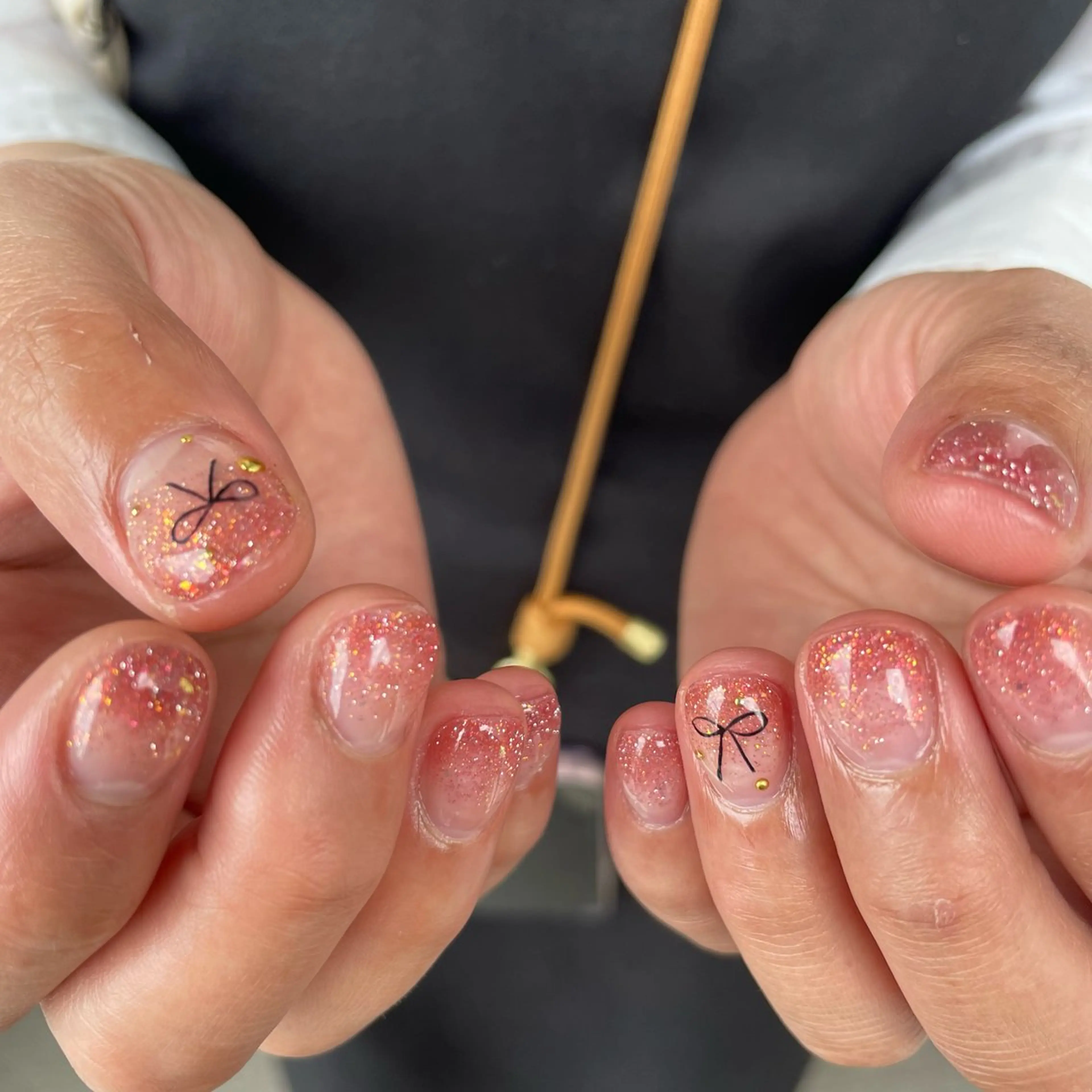 ネイル ハンドネイル カメレオン京橋🌻 草葉由佳のネイルデザイン