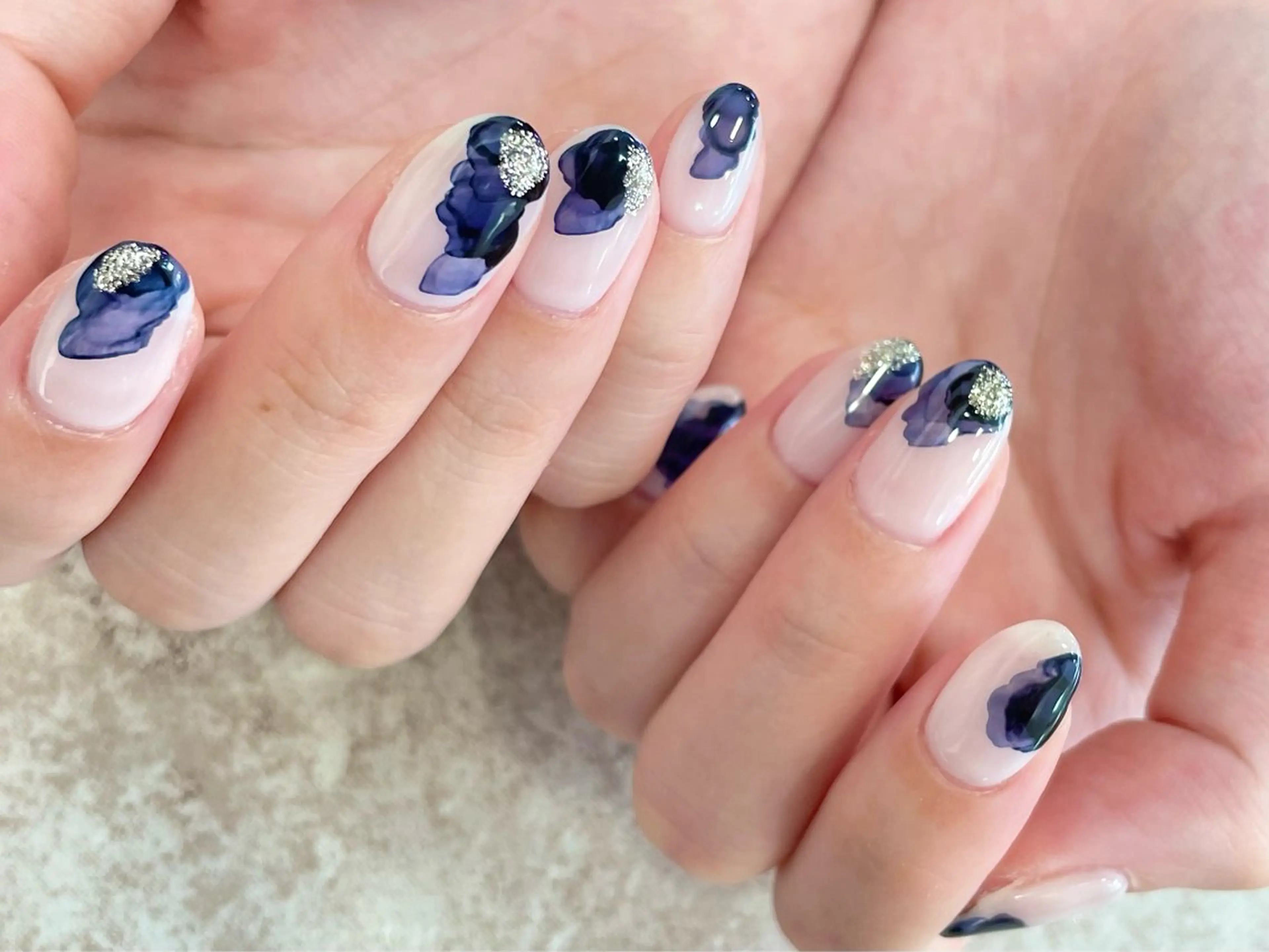 ネイル アートネイル ワンカラーネイル ホワイト amity personal nail salon所属・nailsalon amity🌿池田のネイルデザイン