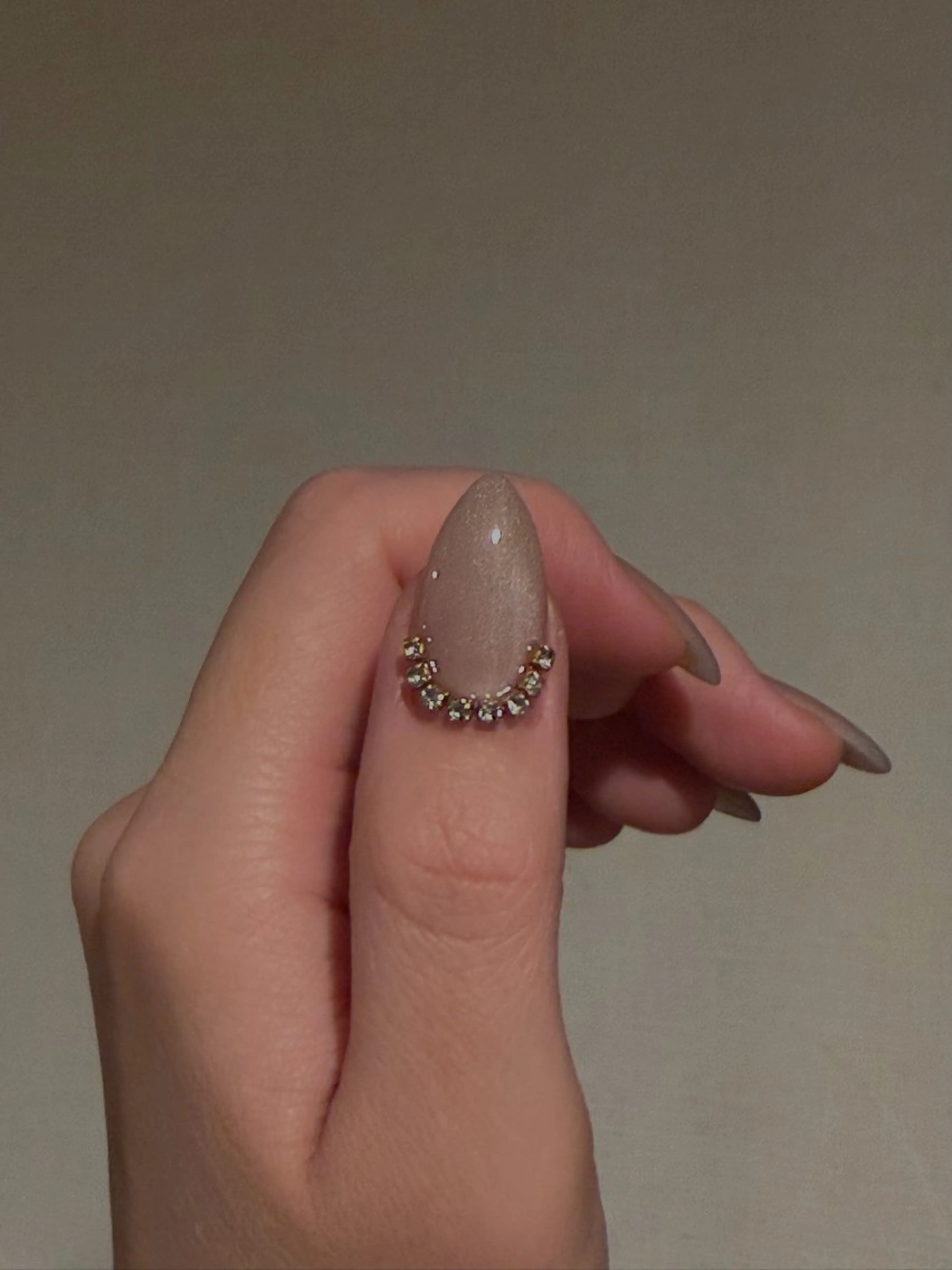 ネイル アートネイル ジェルネイル マグネットネイル ストーンネイル ハンドネイル Millie oh /ミリーオー 銀座のネイルデザイン